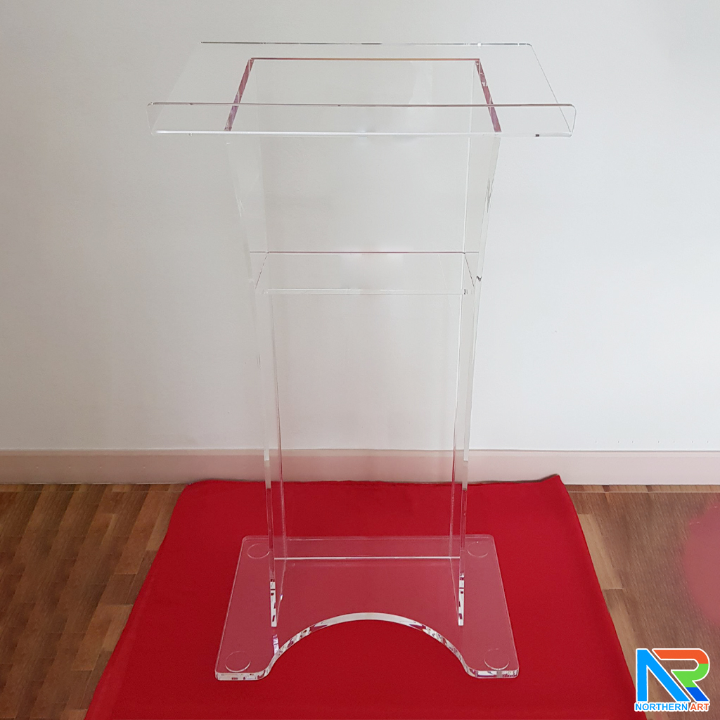โพเดียม อะคริลิคใส AC-05 ขนาด (W)60 x (L)40 x (H)115 cm. TOP เอียงพร้อมกันตก วัสดุอะคริลิคใส หนา 10-20 มม.