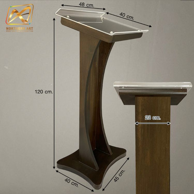 โพเดียมลายไม้ สีโอ๊คเข้ม ขนาด (W) 48 x (L) 40 x (H) 120 cm. Top เอียง ปิดทับอะคริลิคใสพร้อมหมุด