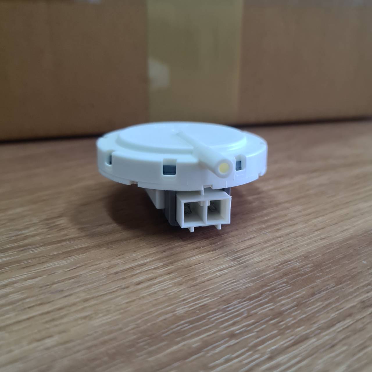 0000690 เพรสเชอร์ เครื่องซักผ้า PANASONIC ขนาด 5.7 ซ.ม.