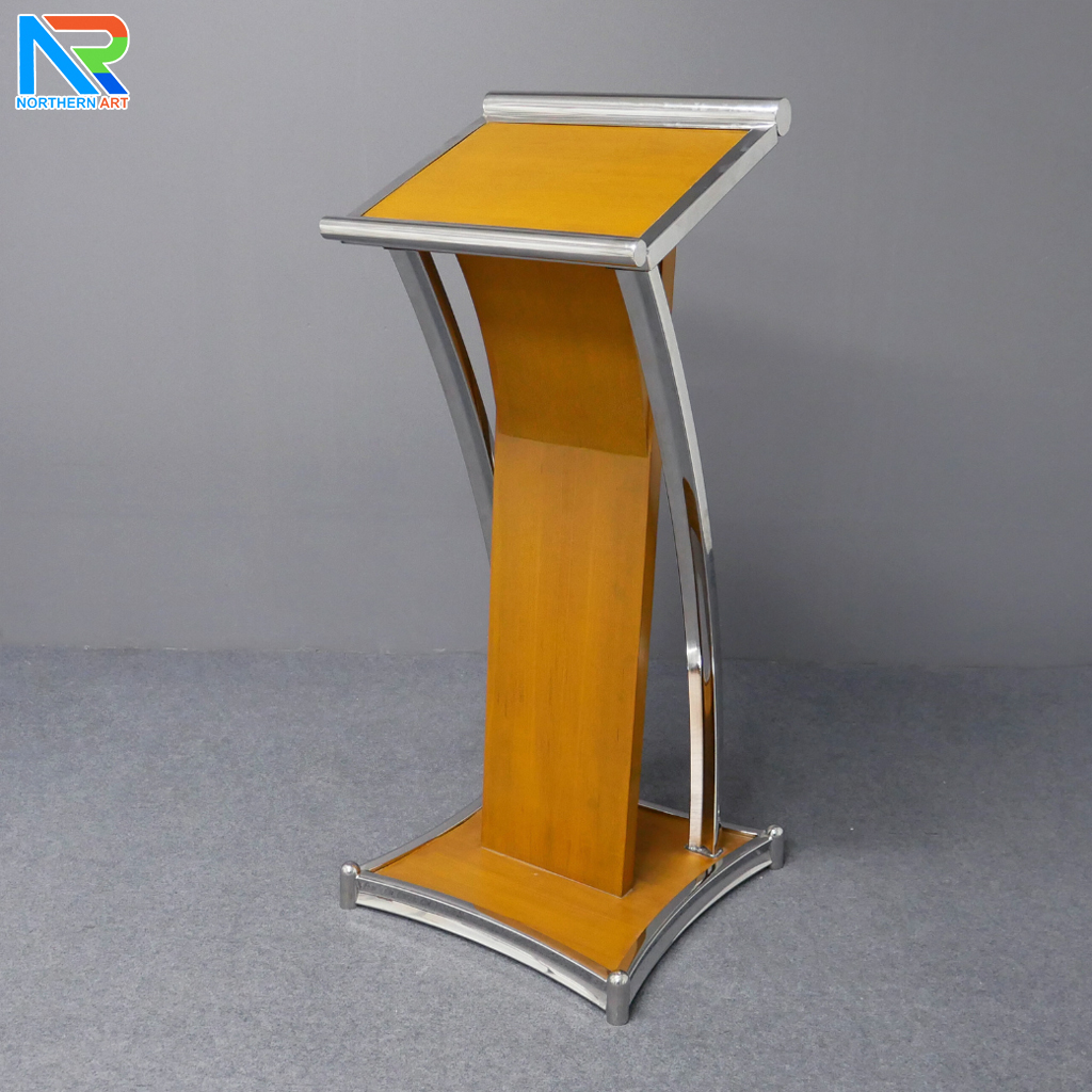 โพเดียมไม้สีสัก ตกแต่งสแตนเลส เกรด304 ขนาด (W) 47 x (D) 44 x (H)120 cm.