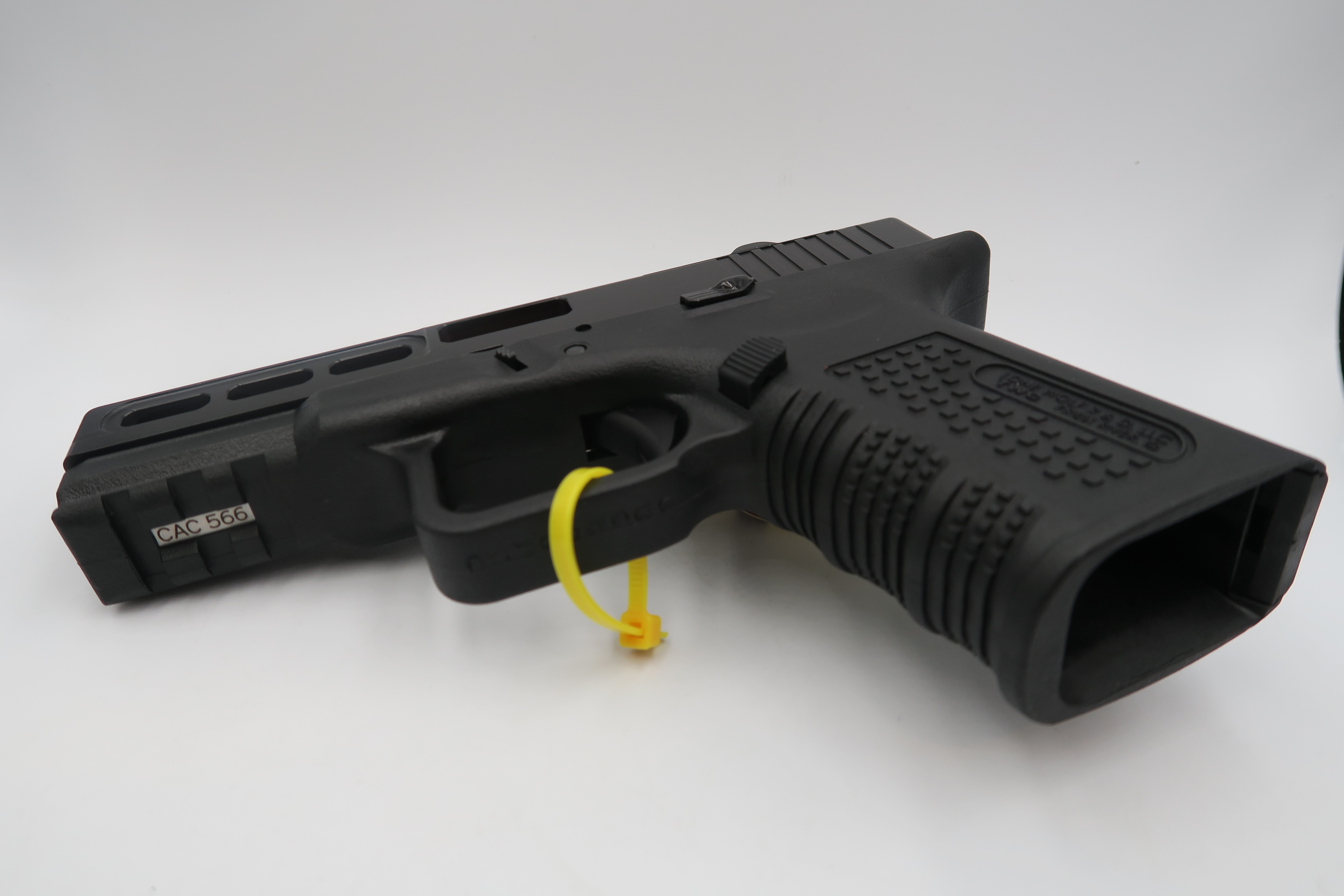 Lonewolf 9mm. ปืนร้านค้า (ตัดโอนชื่อผู้จัดการ) **ไม่กดสั่งเล่นนะครับ ต้องติดต่อร้านมาก่อนสั่งปืนครับ**