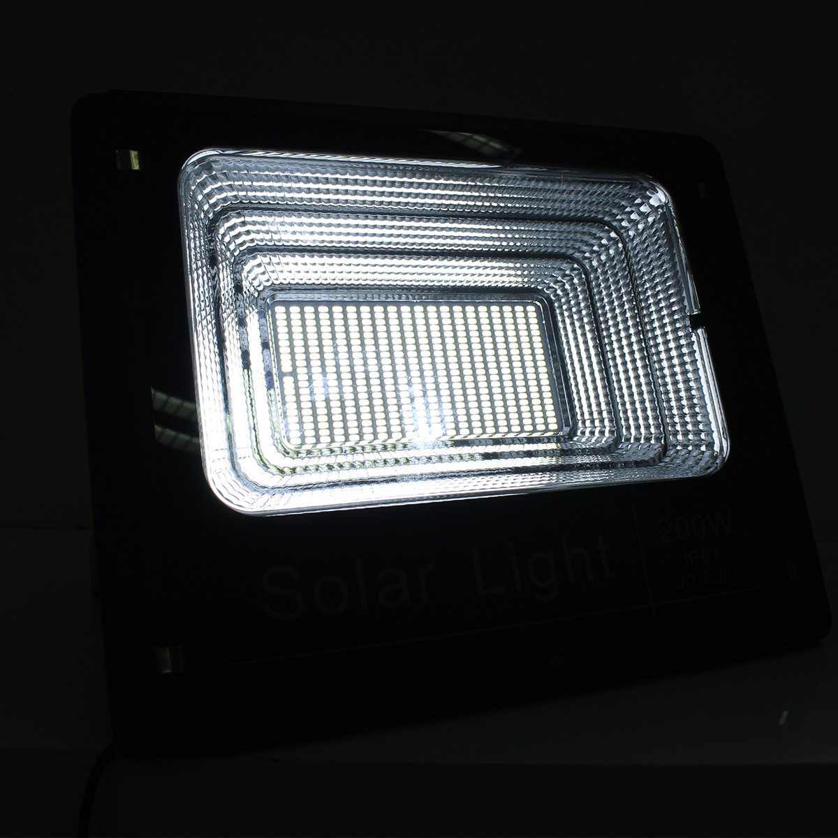 IWC-FLOOD-LIGHT-SOLAR-REMOTE-JD-8200-200W รุ่น JD มีรีโมทตั้งเวลา ปรับแสงได้