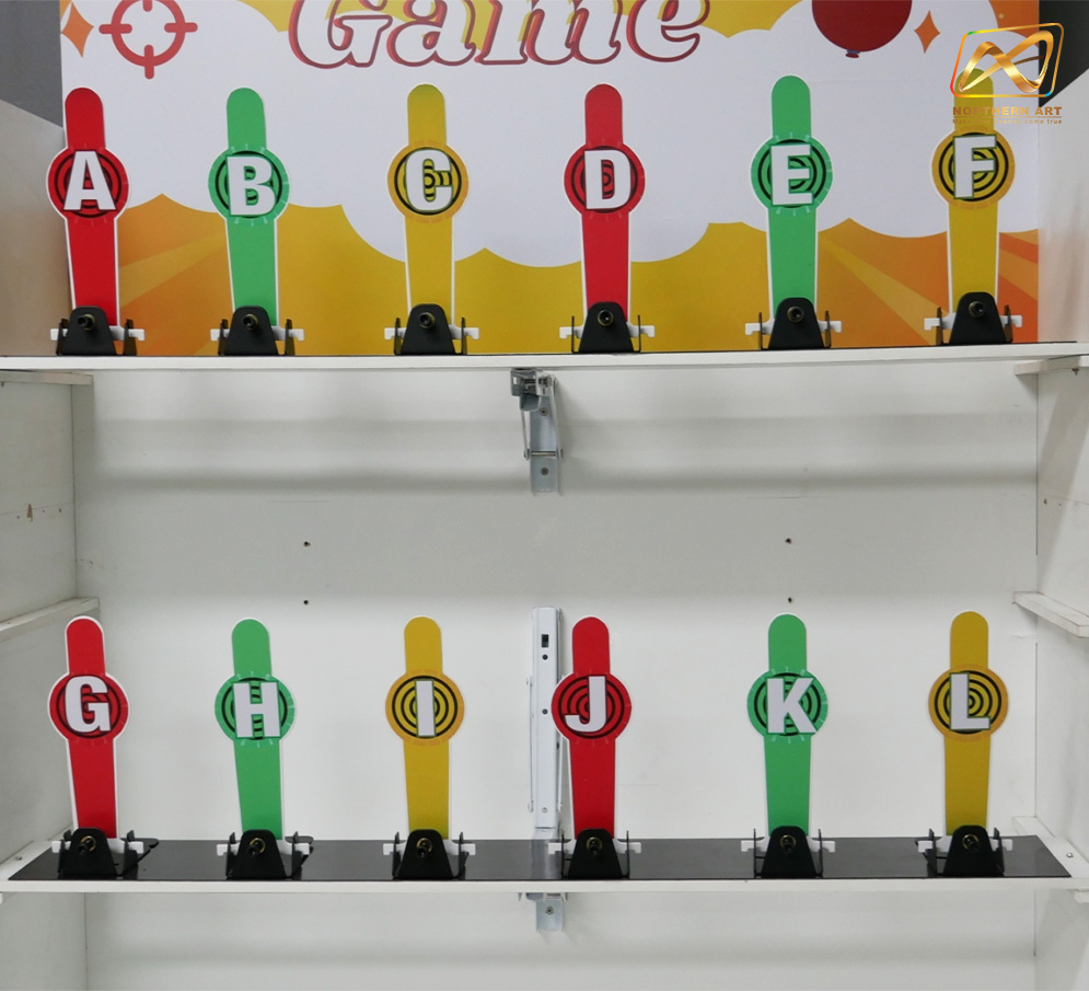 เช่าเกมส์ยิงเป้าเหล็ก ขนาด (W) 90 x (L)36 x (H)180 cm. พร้อมเป้าเหล็ก 12 อัน ปืน 2 กระบอก กระสุนโฟม 20 นัด