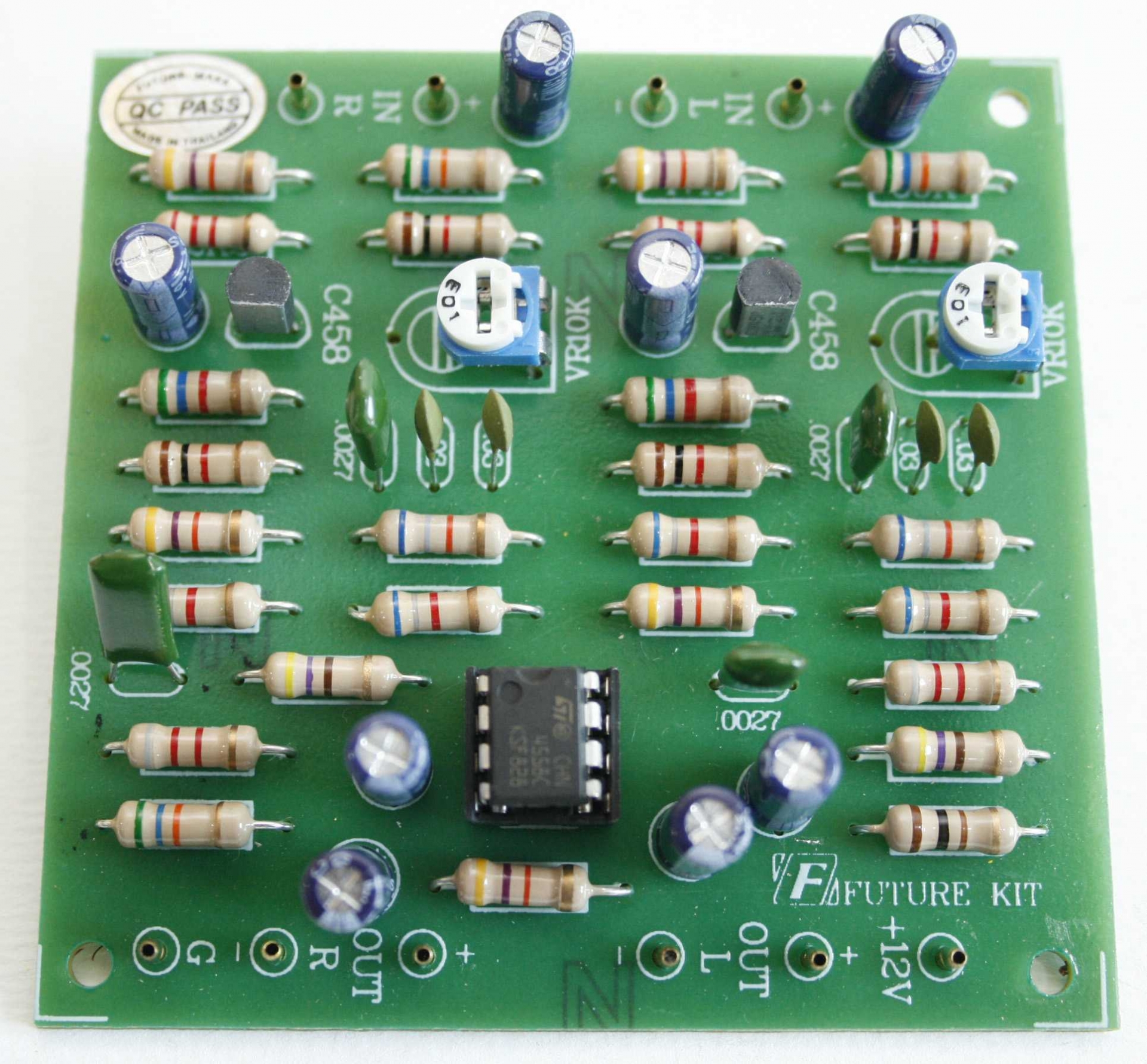 FK643 BASS BOOSTER STEREO