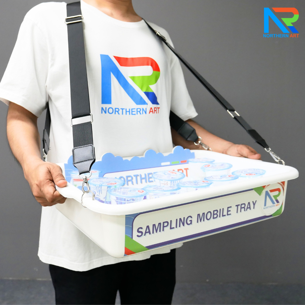 SAMPLING MOBILE TRAY ถาดแจกเคลื่อนที่ ขนาด (W)52 x (D)38 x (H)11 cm. ถาดพลาสติกสีขาวพร้อมสายคล้อง