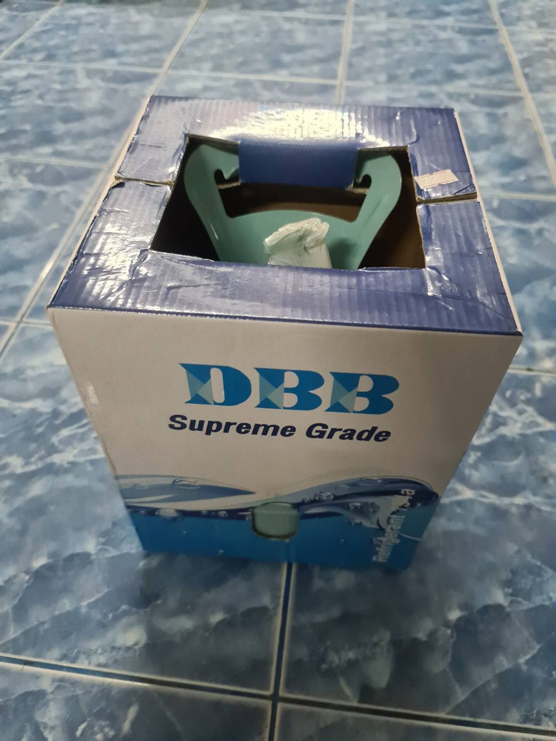 0000404 น้ำยา R-134a ยี่ห้อ DBB น้ำยาในถังมี 3kg สารทำความเย็น ใช้สำหรับ แอร์ระบบน้ำยา R134a