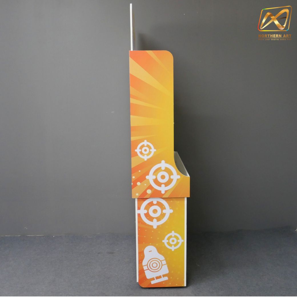 เช่าเกมส์ปาตุ๊กตา ขนาดโครง (W) 90 x (L)50 x (H)176 cm. พร้อมตุ๊กตา 18 ตัว และบอลโฟม 12 ลูก