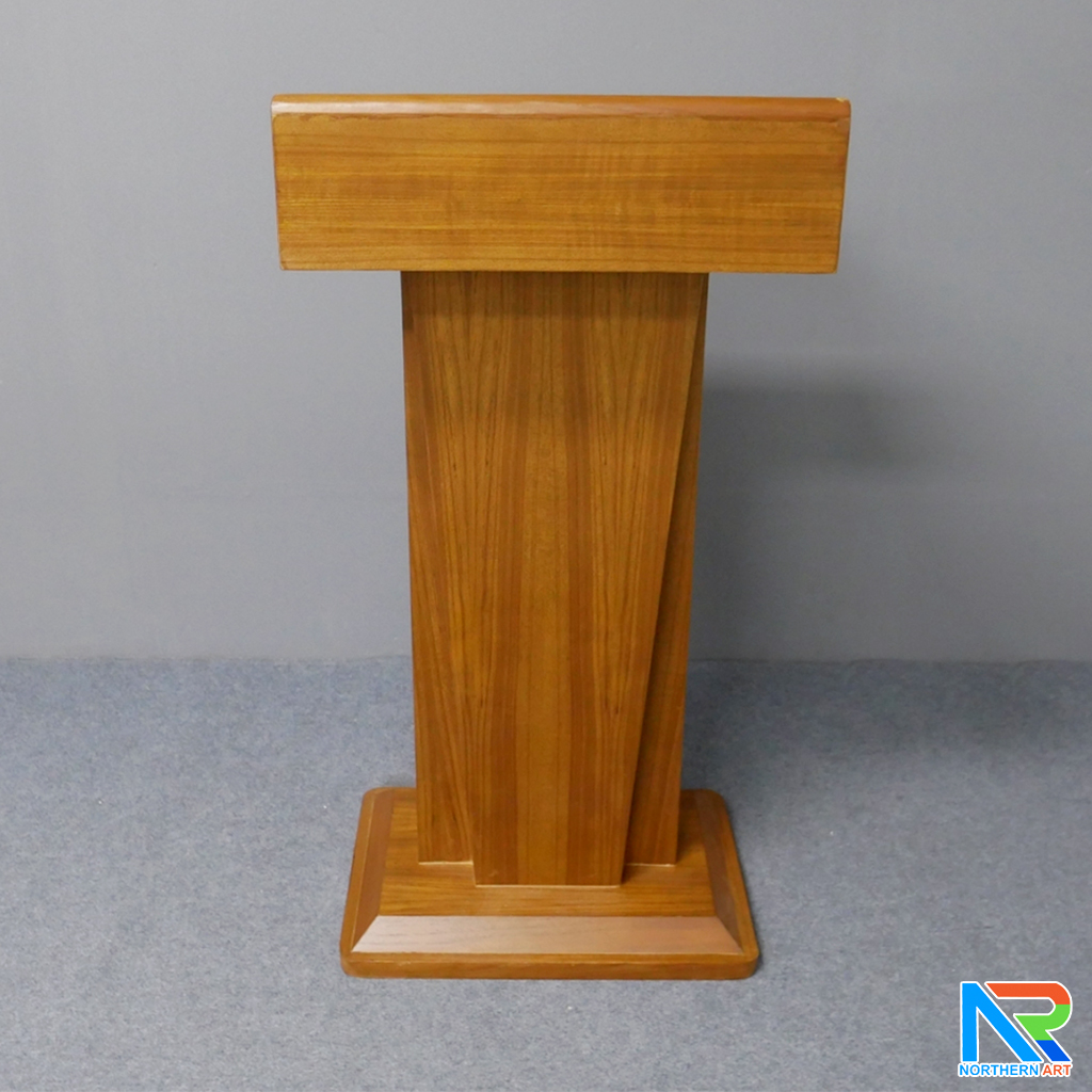 โพเดียมไม้ สีโอ๊ค ทรงโมเดิร์น TOP เอียง ขนาด (W)58 x (L)46 cm. สูง 114 cm. พร้อมตู้ใส่ของ มีกุญแจล็อค