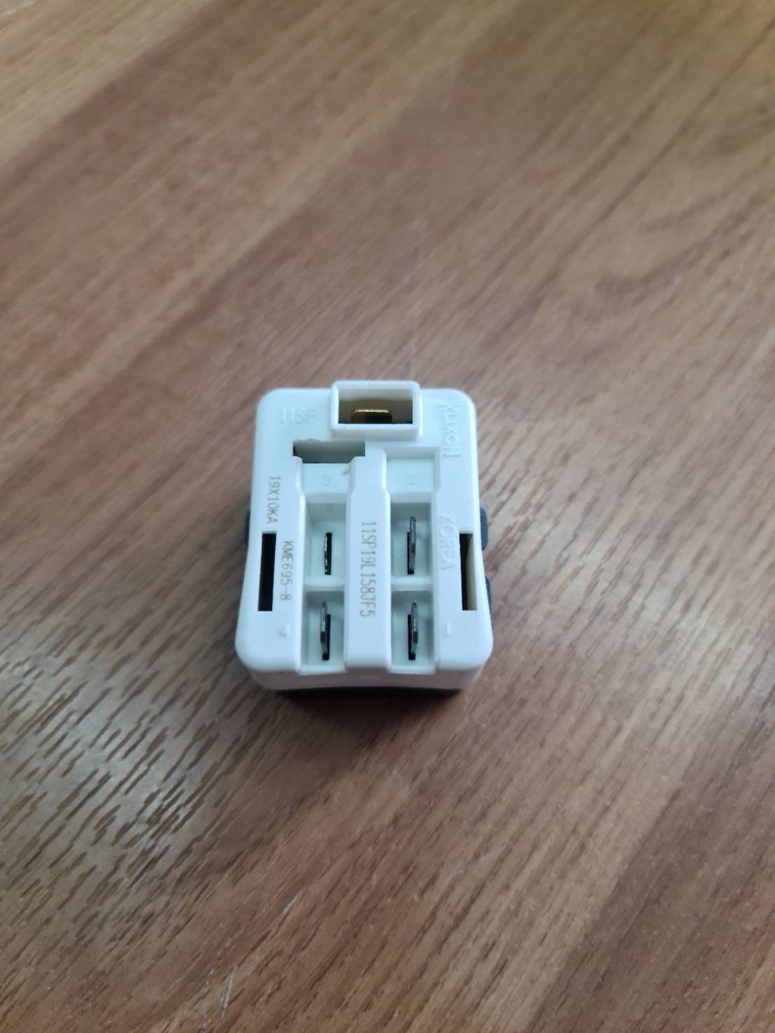 0000634 โอเวอร์โหลด 1/8 สตาร์ต R158P ตู้เย็น ประตูเดียว