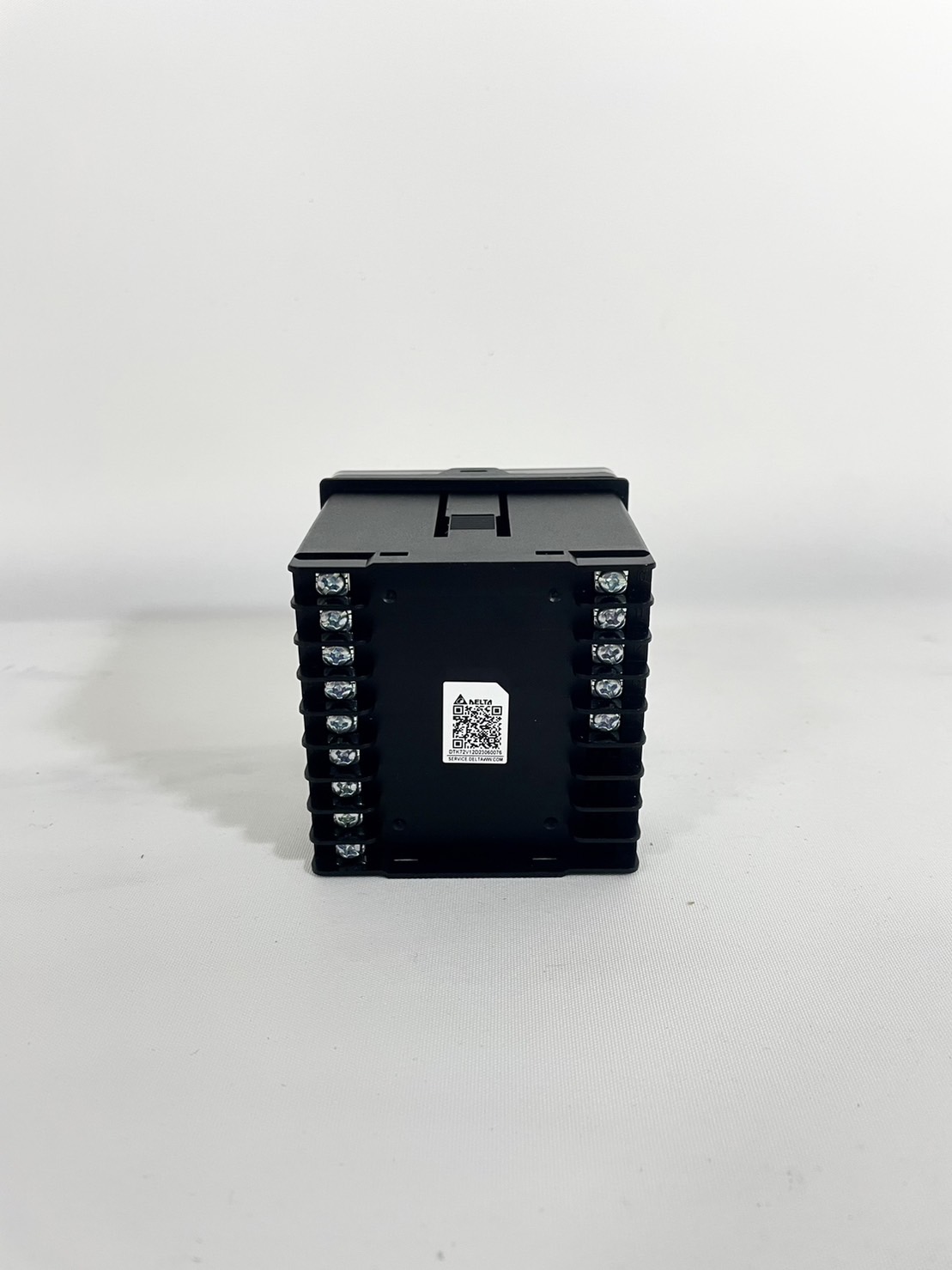 Delta Temperature Controller DTK7272V12 (Relay 250 V)