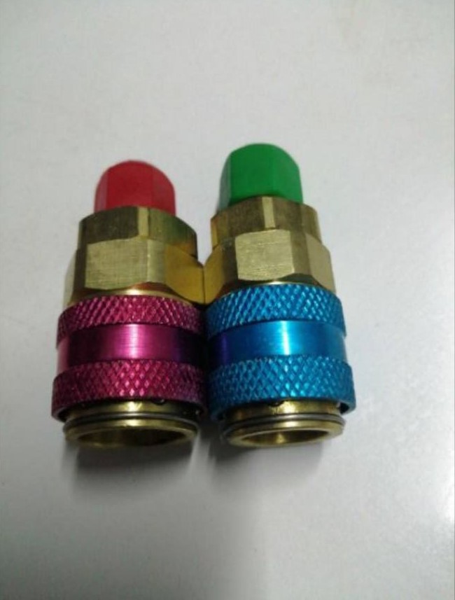 0000046 QC-12 อะแด็ปเตอร์ ข้อต่อ เติม น้ำยาแอร์รถยนต์ R134a(Car)