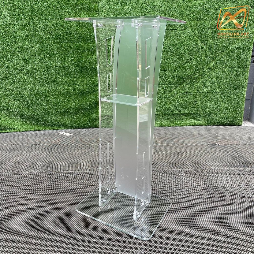 โพเดียมอะคริลิคใส รุ่น AC-11 ด้านหน้าอะคริลิคฝ้า TOP ตรง ขนาด (W)47 x (L)37 x (H)100.5 cm.