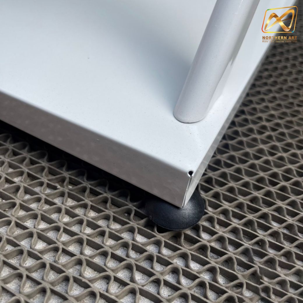 ชั้นวางโบรชัวร์เหล็ก 4 ชั้น สีขาว ขนาด (W)49.5 x (D)31 x (H)150 cm. ถอดประกอบได้