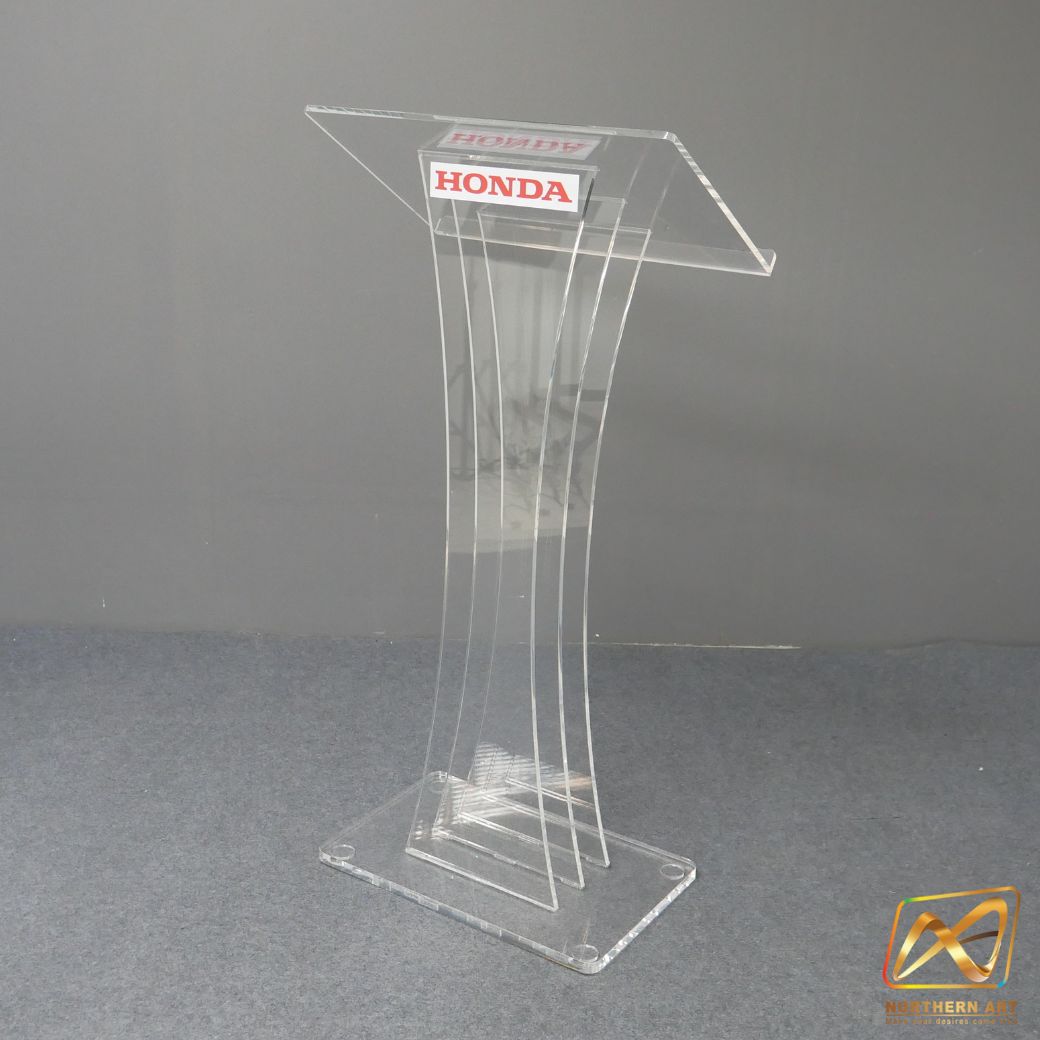 โพเดียม อะคริลิคใส AC-02 ขนาด(W)60 x (L)40 x (H)123 cm. TOP เอียงพร้อมกันตก วัสดุอะคริลิคใส หนา 10-20 มม.