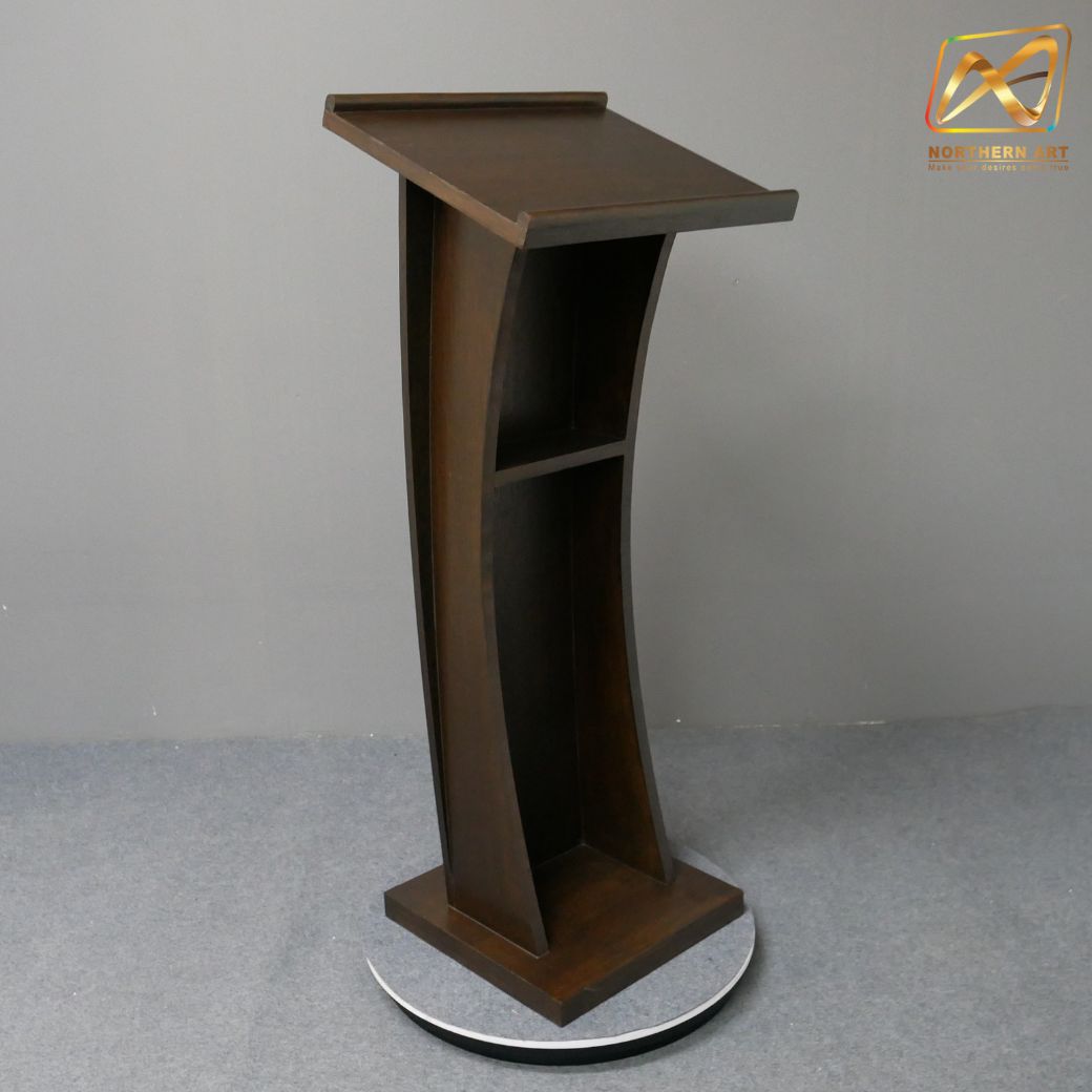 โพเดียมไม้ สีโอ๊ค ขนาด (W) 50 x (L) 40 x (H) 120 ซม.TOP เอียง พร้อมชั้นวางของ