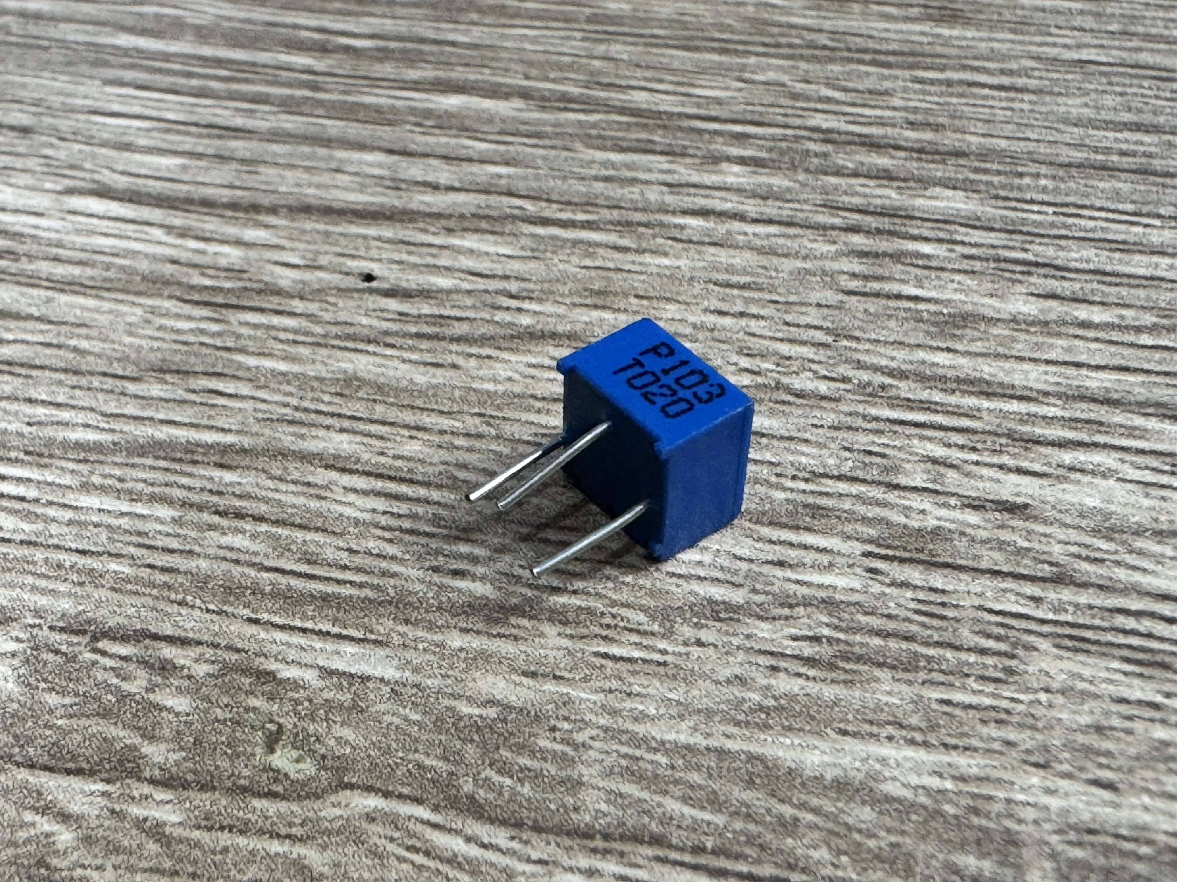 ตัวต้านทานปรับค่าได้ 10K Ohm Trimmer Potentiometer P103