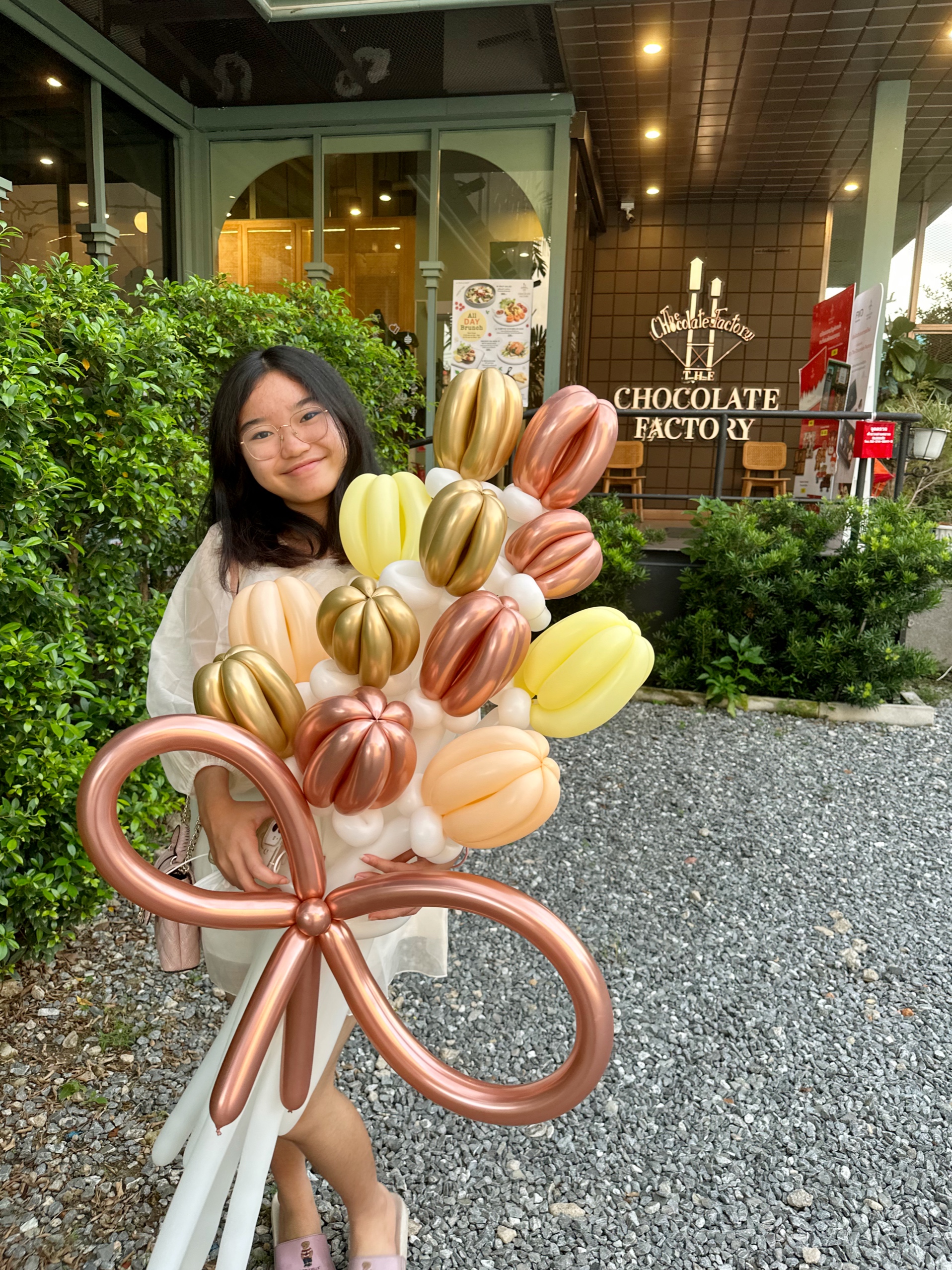 Tulip flower balloons