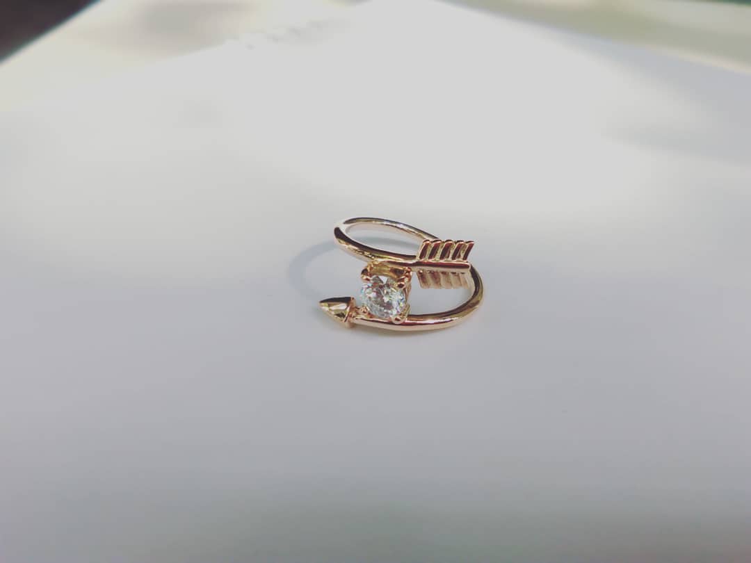 รับสั่งทำเครื่องประดับ แหวนเพชร ทอง แหวนรุ่น สร้อย ต่างๆ