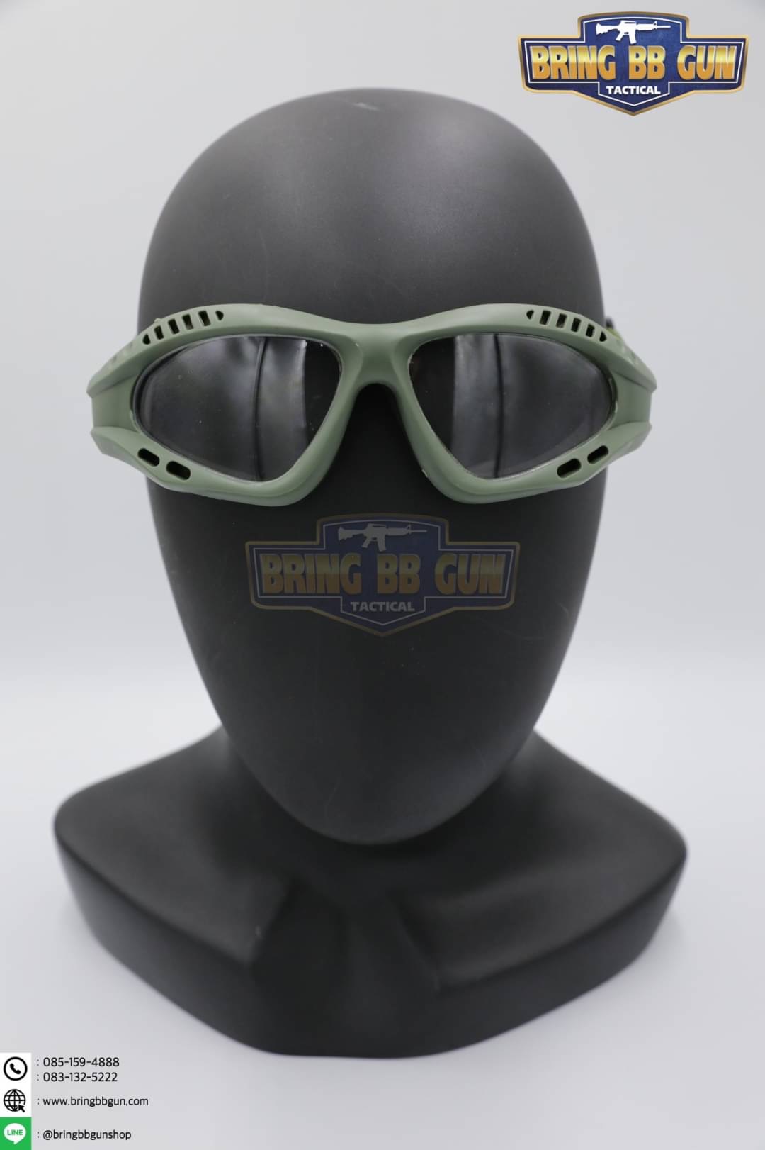 แว่นตากรอบเล็ก เลนส์ใส