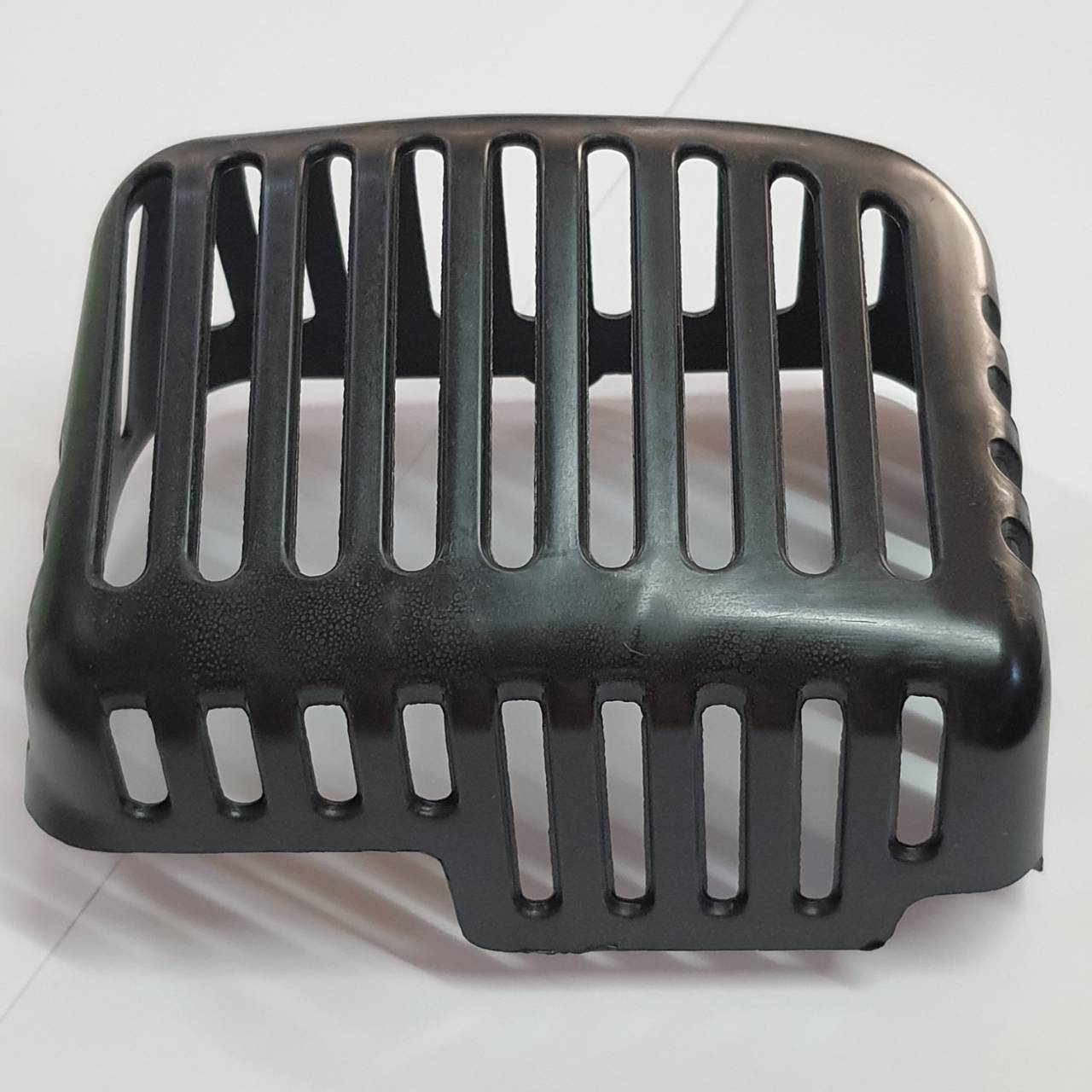 ฝาครอบท่อไอเสีย RBC 411 ใช้กับเครื่องตัดหญ้า Makita รุ่น 411