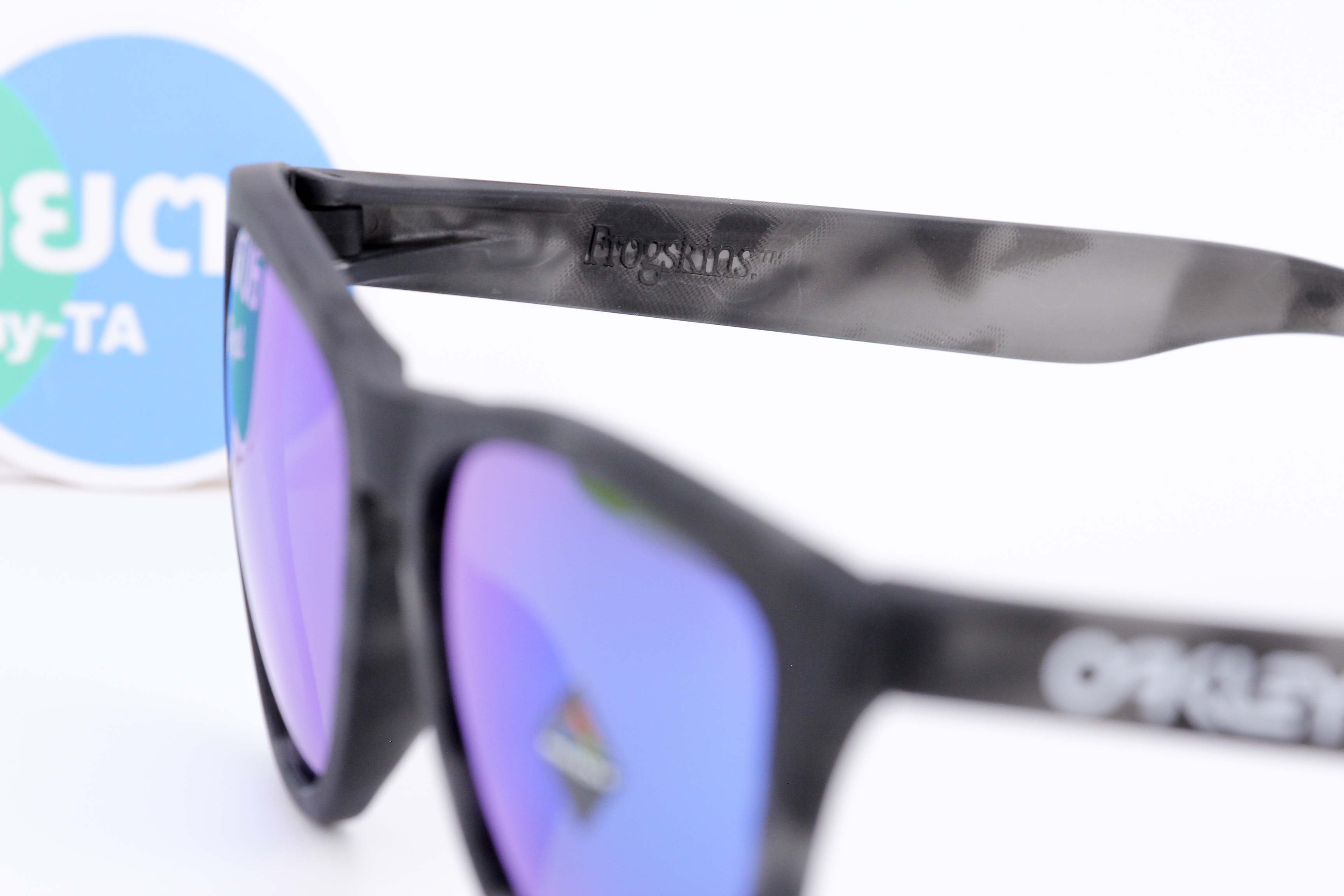 Oakley Frogskins Matte Black Tortoise/Prizm Sapphire Polarized SKU#OO9245-D8 (Asian Fit)