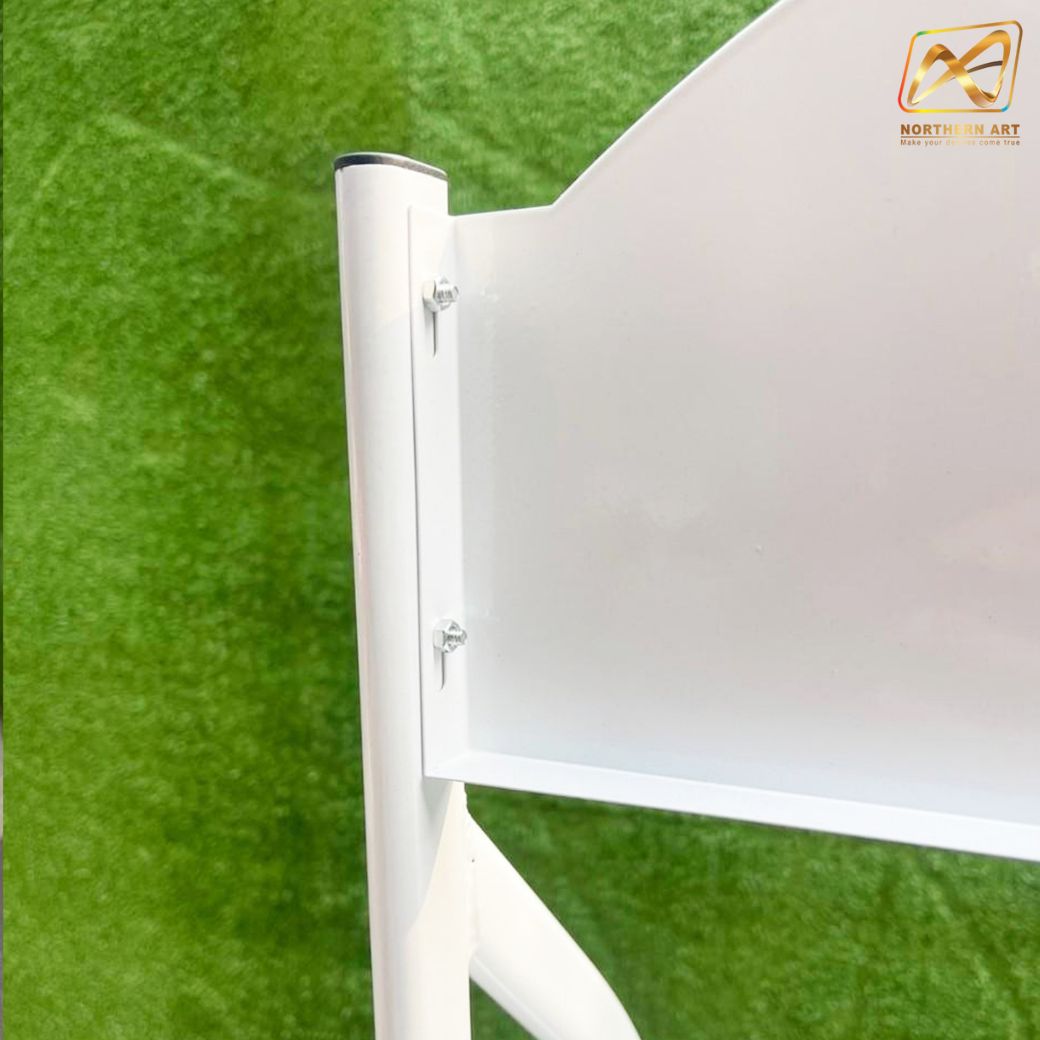 ชั้นวางโบรชัวร์เหล็ก 4 ชั้น สีขาว ขนาด (W)49.5 x (D)31 x (H)150 cm. ถอดประกอบได้