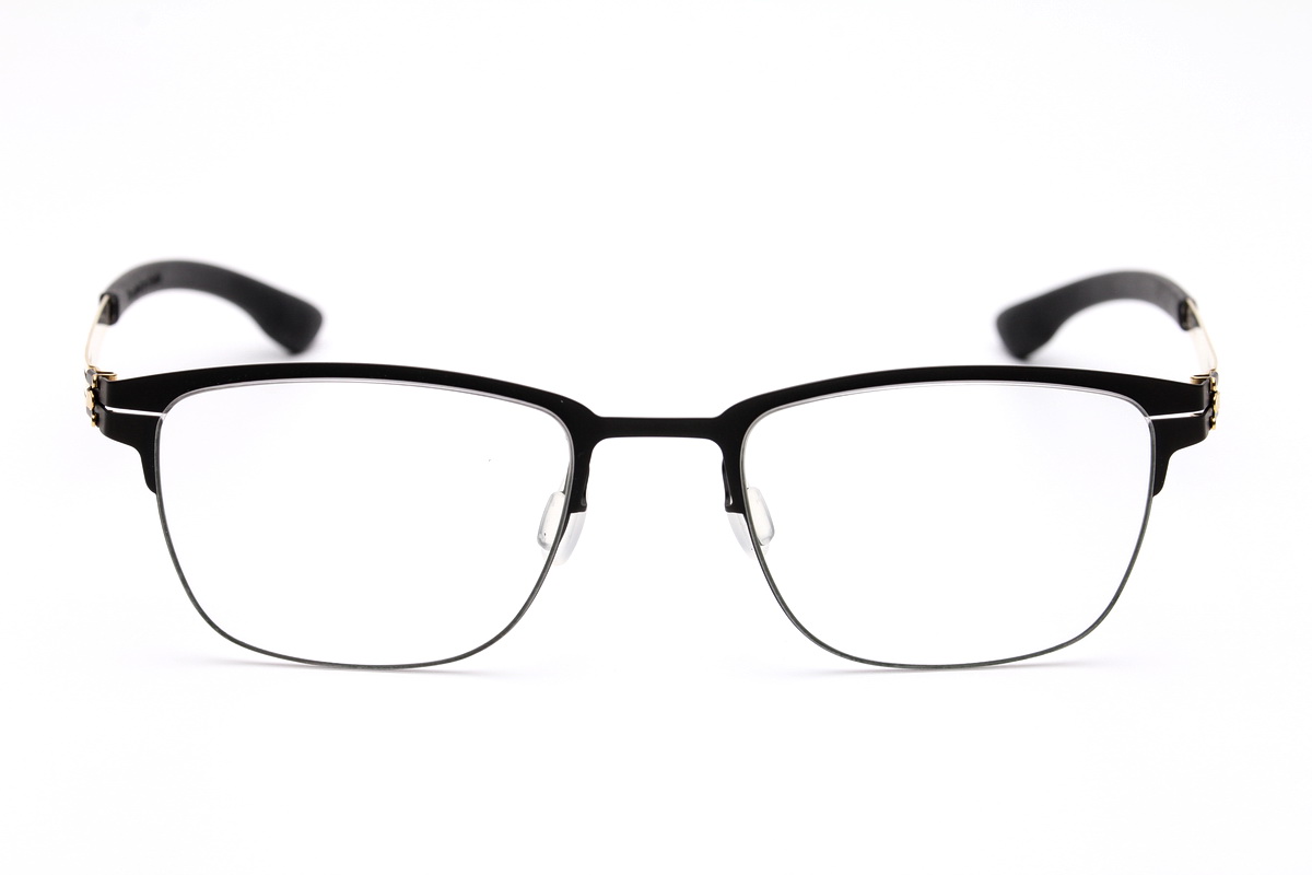 Ic Berlin Model The Lone Wolf Black