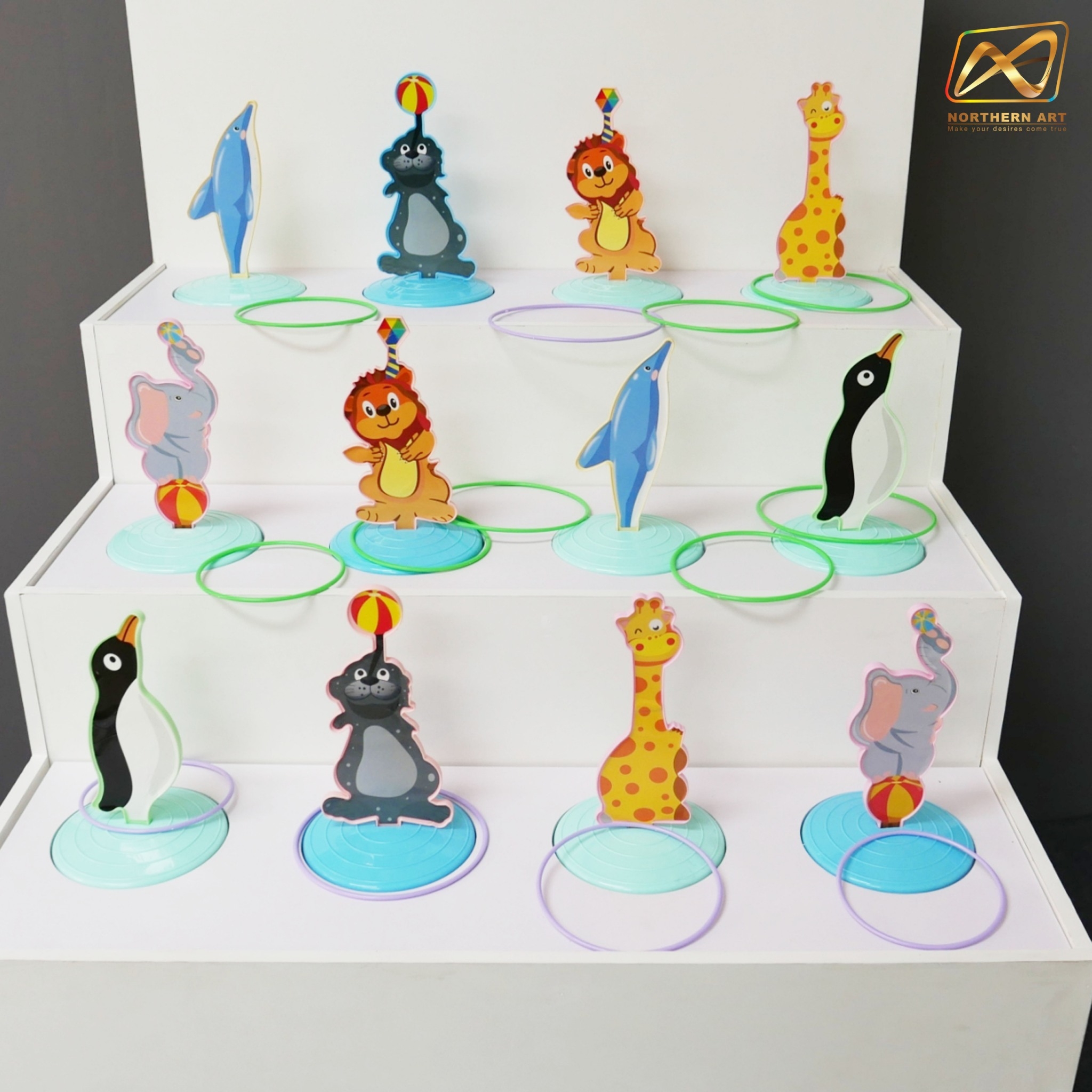 ตู้เกมส์ CARNIVAL เกมส์โยนห่วงชุดสัตว์ ขนาด (W) 80 x (L)64 x (H)160 cm. ชุดสัตว์ 12 ตััว พร้อมห่วง 36 อัน (คละสีคละขนาด)