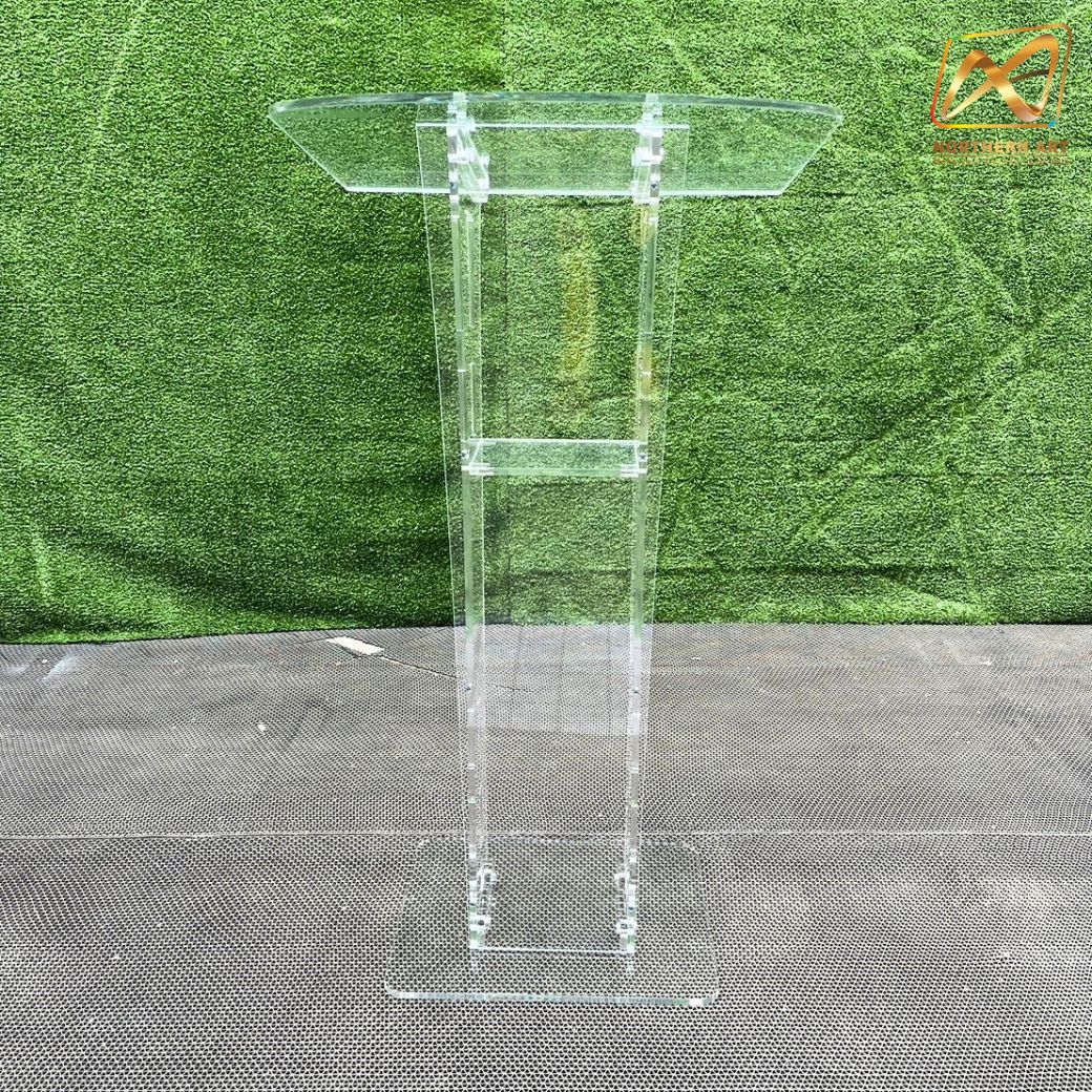 โพเดียมอะคริลิคใส รุ่น AC-16 TOPเอียง พร้อมกันตก ขนาด(W)60 x (L)45 ซม. สูง 113 ซม.