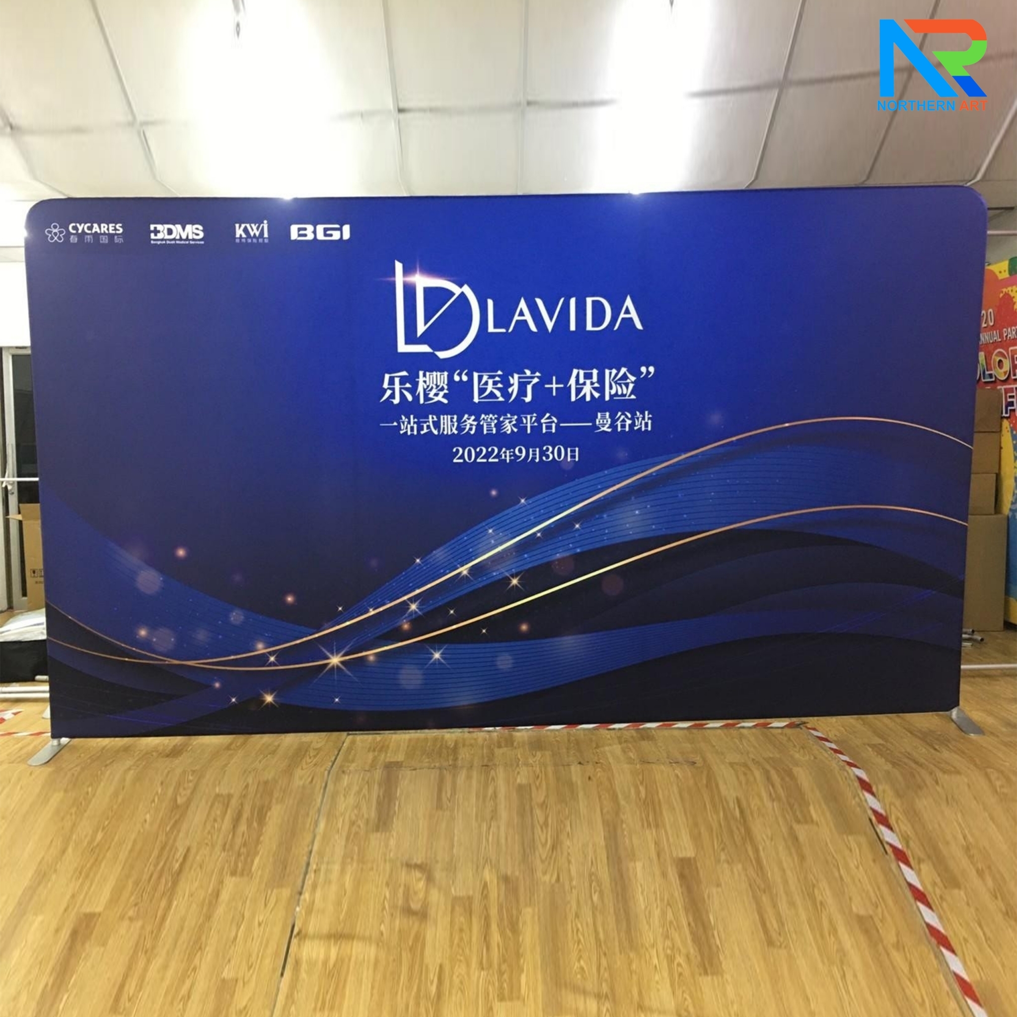 แบคดรอบผ้า Fabric Backdrop รุ่นตรง ขนาด (H)200 x (W)120-1000 cm. โครงอะลูมิเนียม ถอดประกอบได้ แถมฟรี! กระเป๋าใส่อุปกรณ์ 1 ใบ