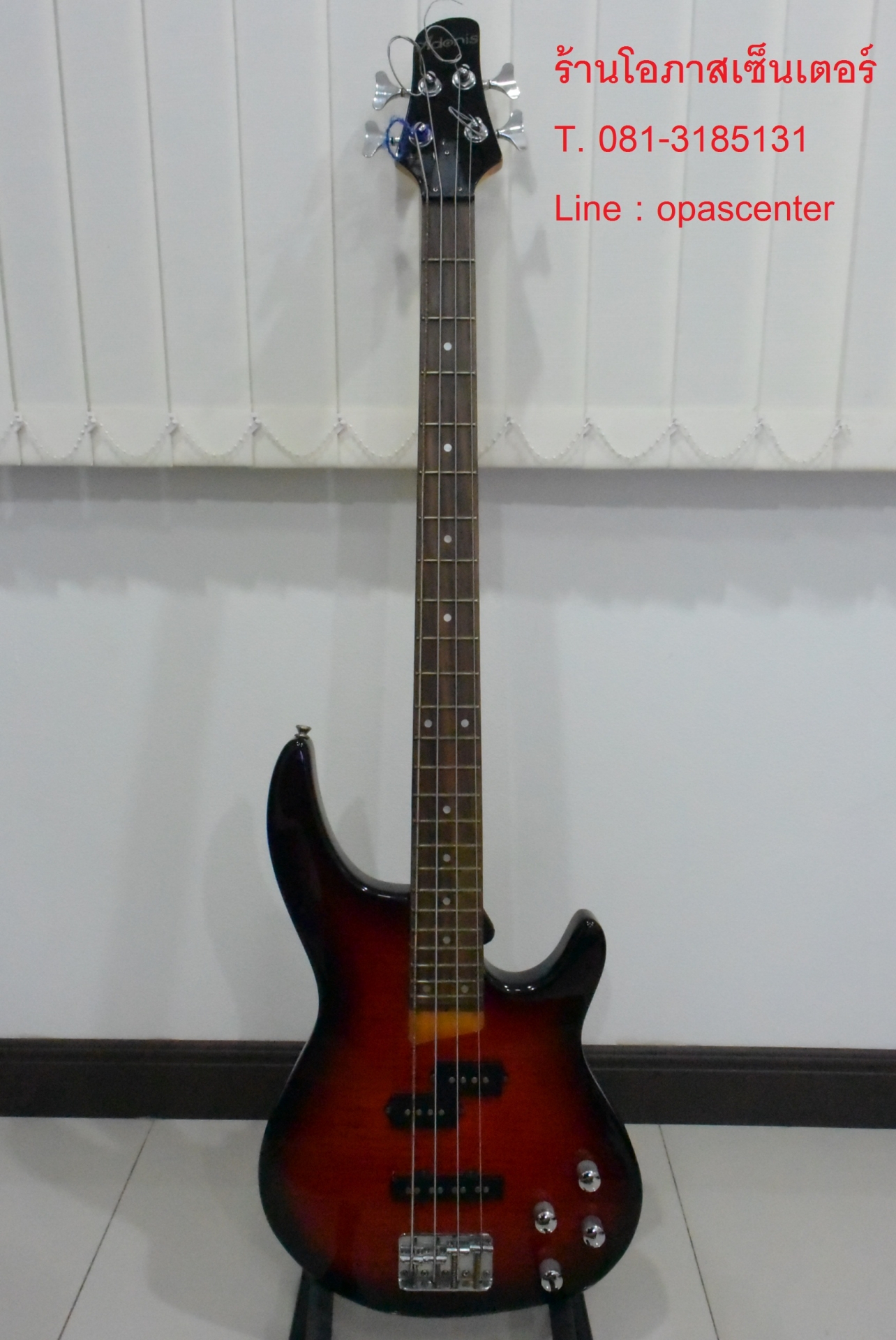 เบสไฟฟ้า 4 สาย ยี่ห้อ Adonis สีแดงเบิร์ส รุ่น 320 ทรง Ibanez มือสอง สภาพดี
