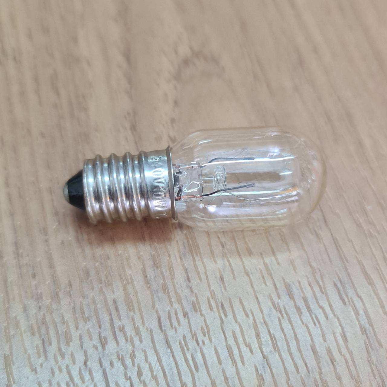 0000672 หลอดไฟฮิตาชิ PTR-64VG-1*002 หลอดไฟ ตู้เย็นฮิตาชิ (LAMP) อะไหล่ตู้เย็น HITACHI(ฮิตาชิ) อะไหล่แท้ บริษัท