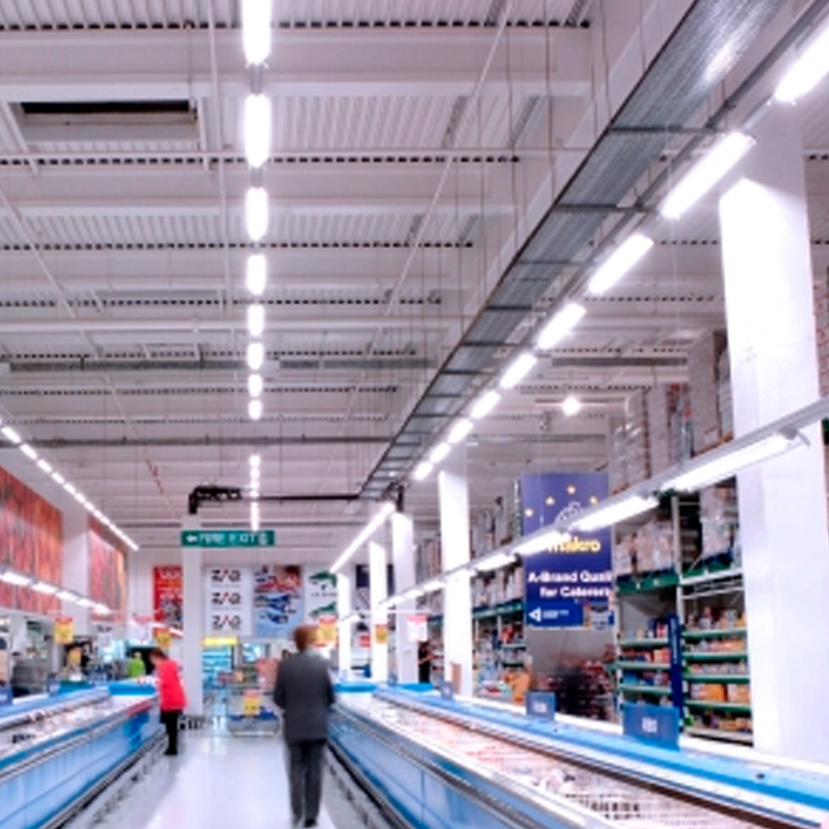 โคมไฟสกาล่า หน้าเรียบ FSL-BATTEN-1x18W แสงขาวและแสงวอร์มไวท์