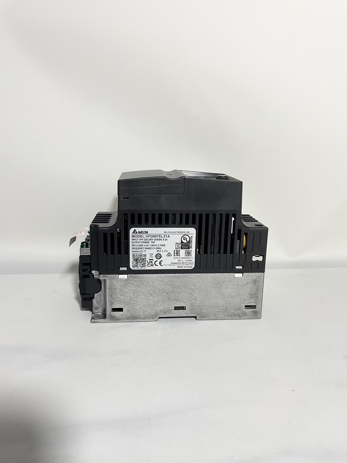 Delta Inverter VFD007EL21A 1HP 0.75kW Input 220V 1-Phase Output 220V 3-Phase