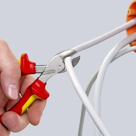 KNIPEX คีมปากเฉียงผ่อนแรง X-Cut จากเยอรมัน