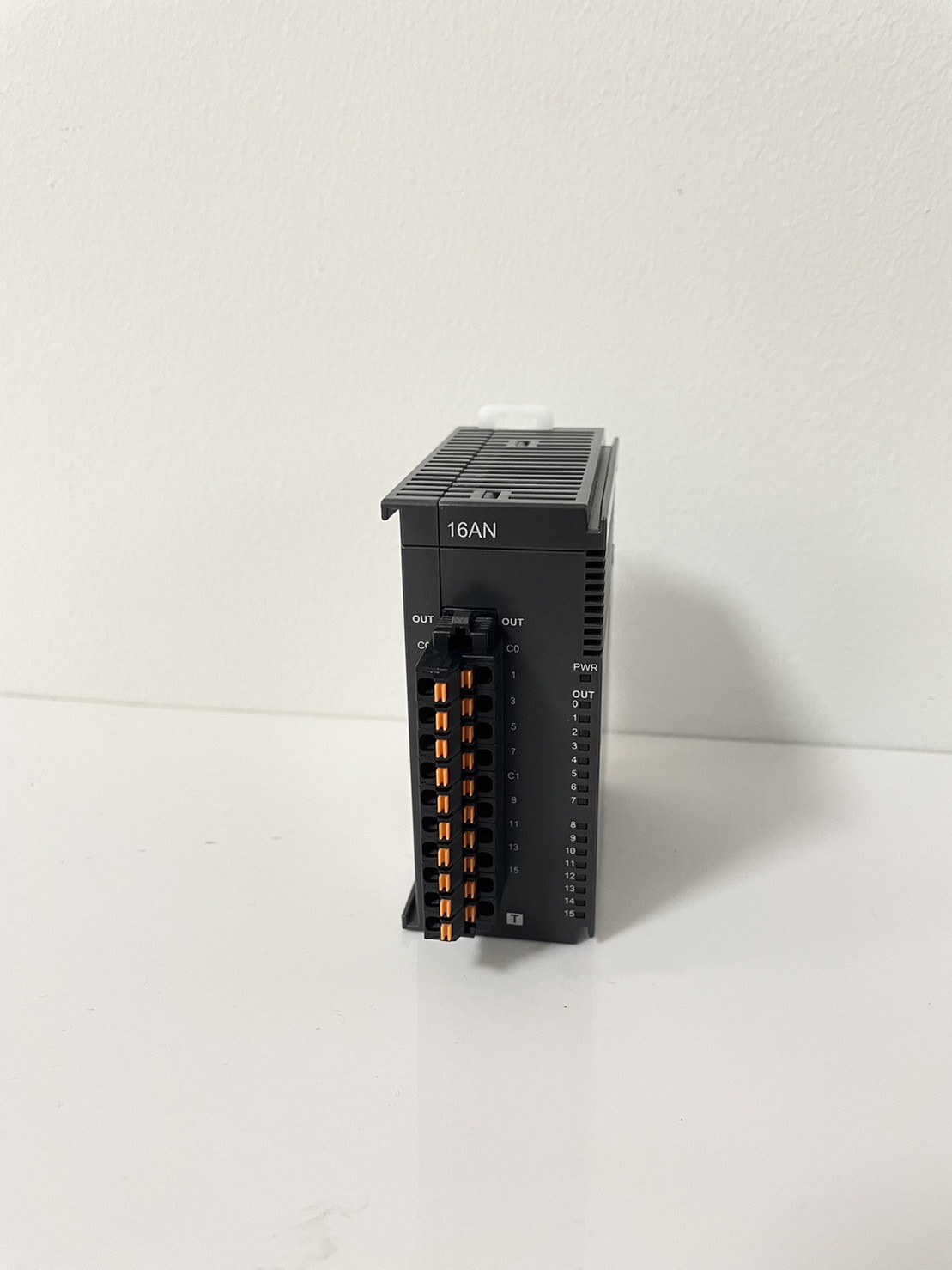 Delta PLC Module Model:AS16AN01T-A Digital 16 Input