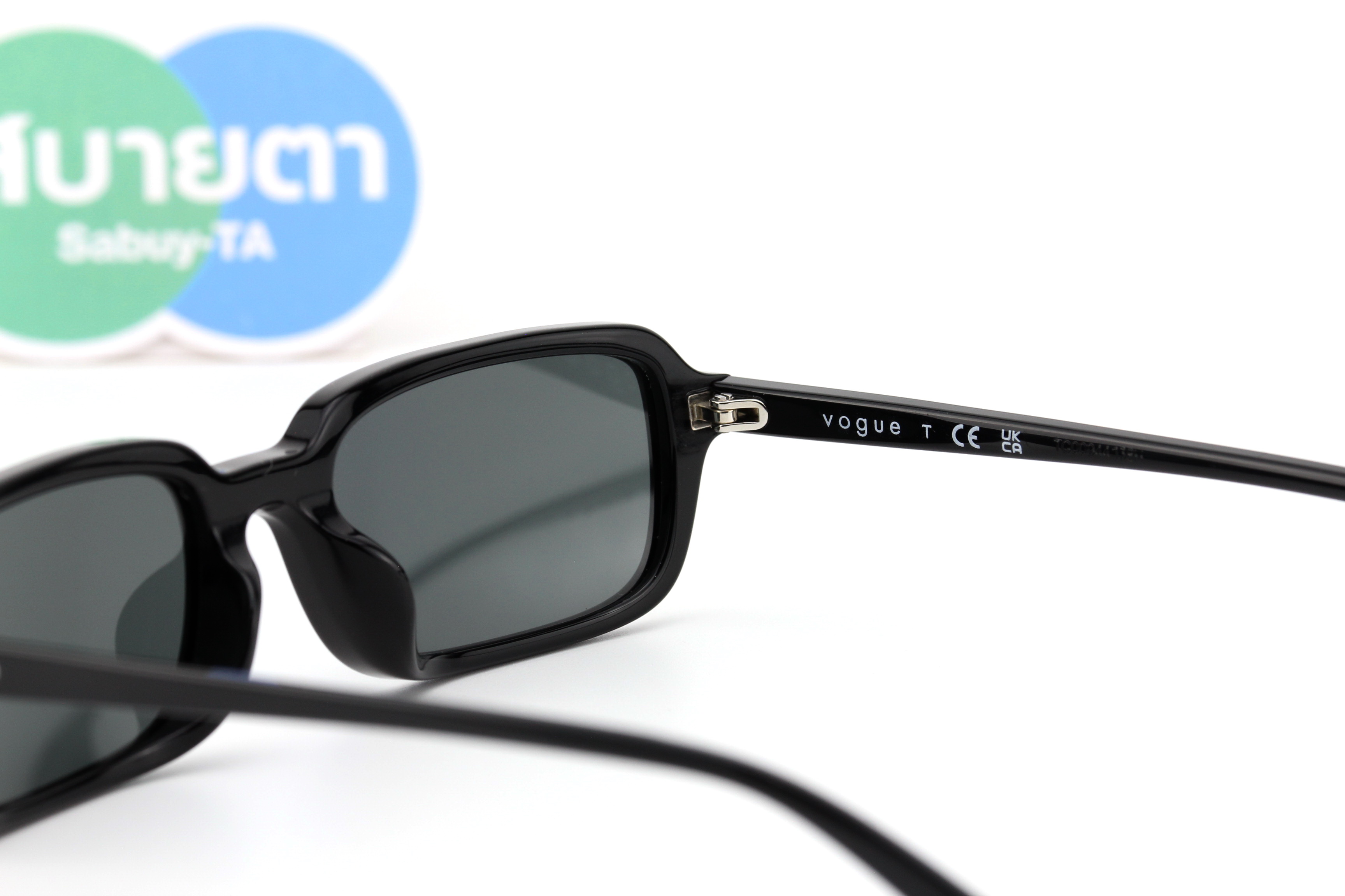 Vogue VO5666SF W44/87 53mm.