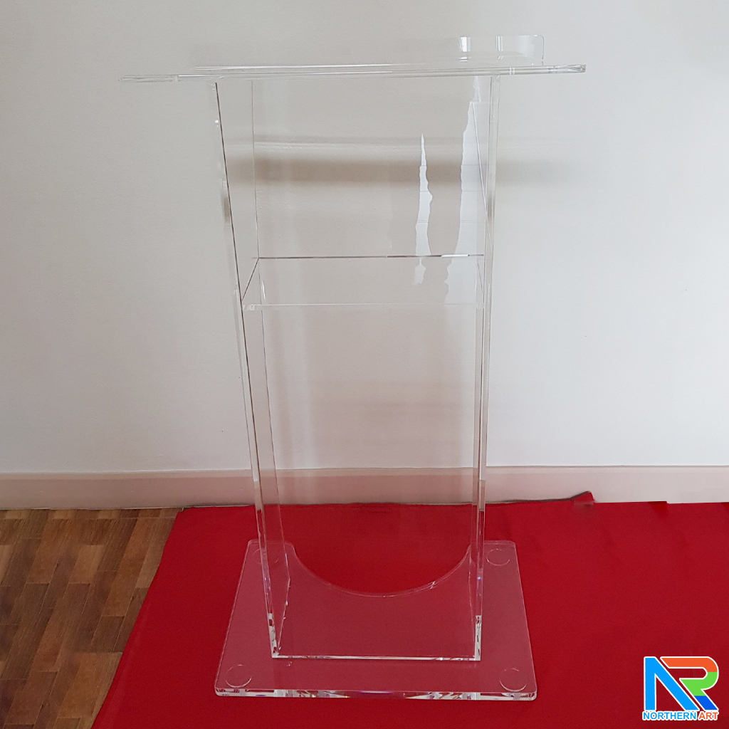 โพเดียม อะคริลิคใส AC-05 ขนาด (W)60 x (L)40 x (H)115 cm. TOP เอียงพร้อมกันตก วัสดุอะคริลิคใส หนา 10-20 มม.