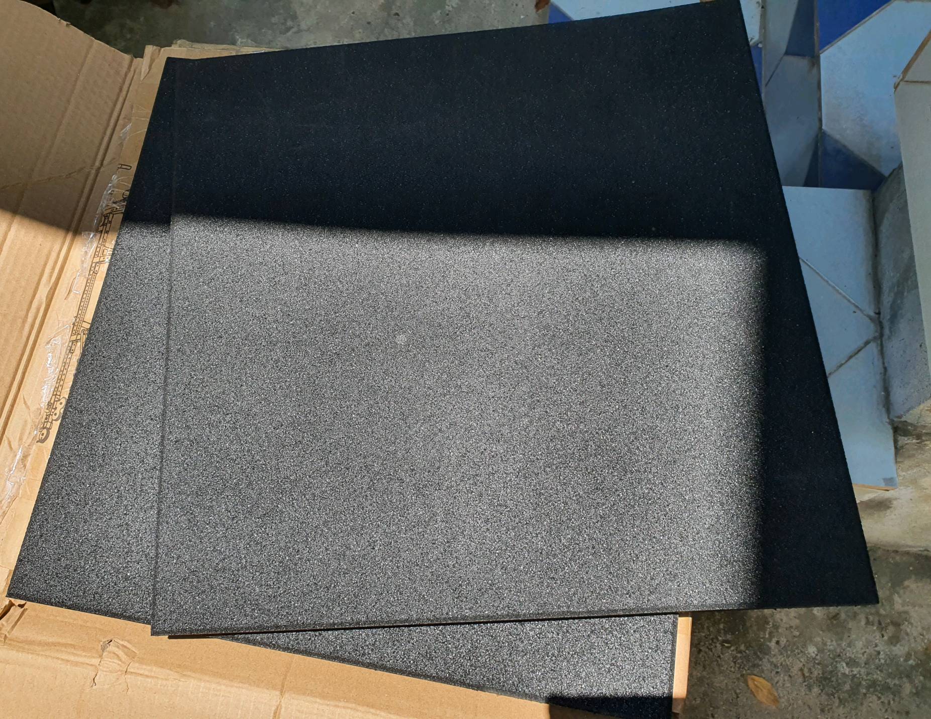 แผ่นปูพื้น แผ่นรองพื้น แผ่นปูพื้นกันกระแทก