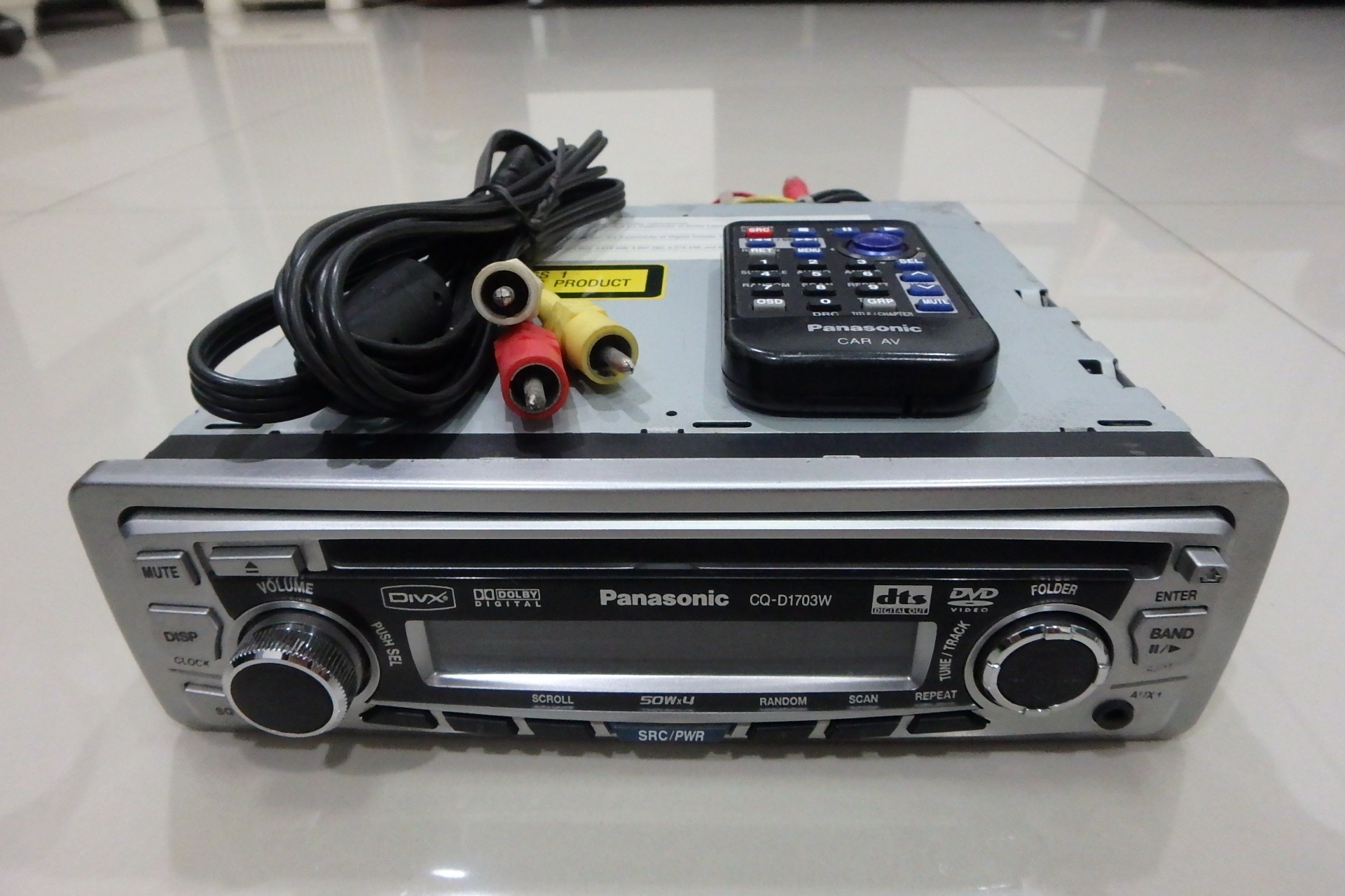 **ขายแล้ว**วิทยุ DVD ติดรถยนต์ Panasonic ของแท้ รุ่น CQ-D1703W สภาพใหม่ มีรีโมท