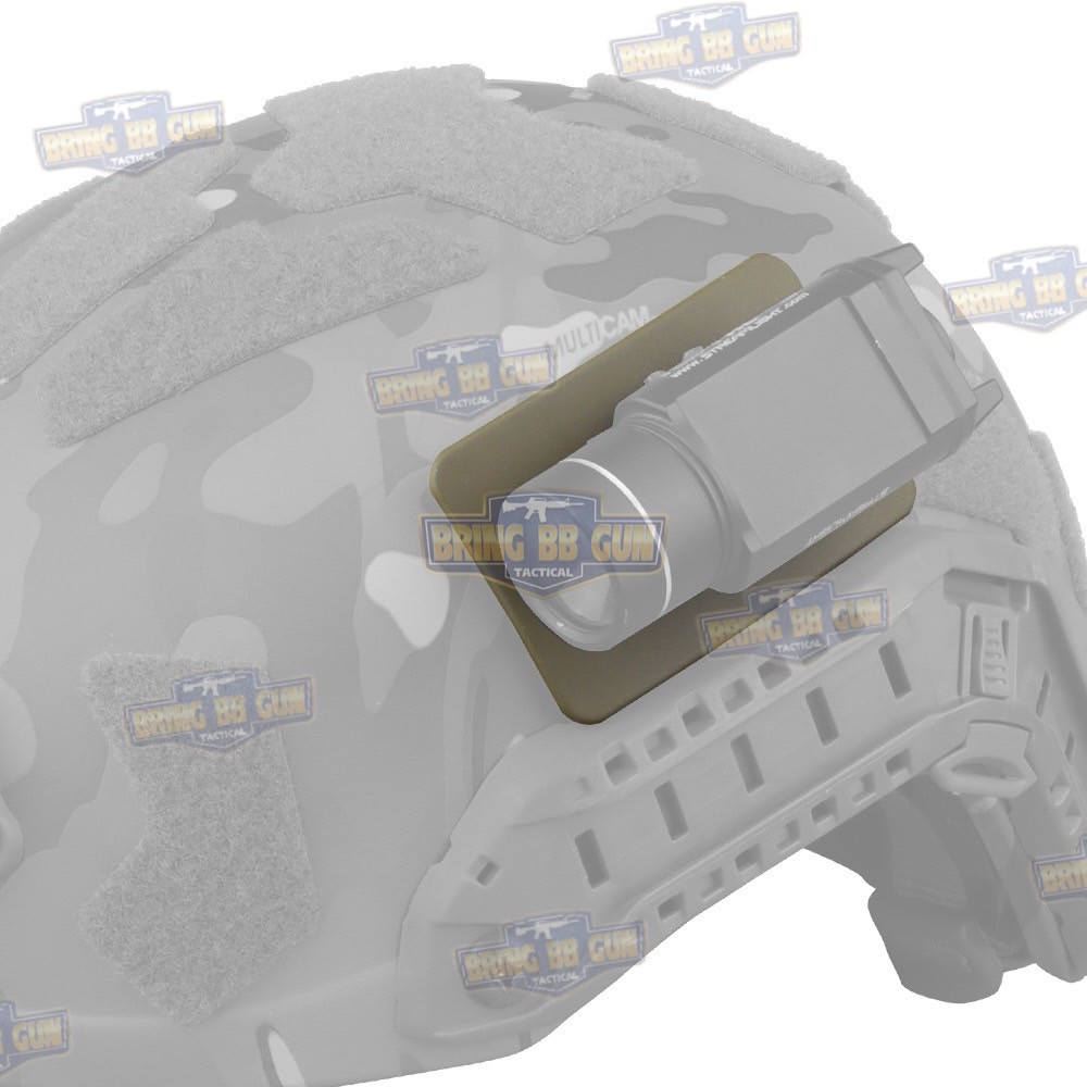 ขาจับกล้อง-ไฟฉายแบบตีนตุ๊กแกติดหมวกยุทธวิธี (เพลทจับกล้อง-ไฟฉายติดหมวกฟาส) (Tactical Helmet Attach M-Lok Plate)