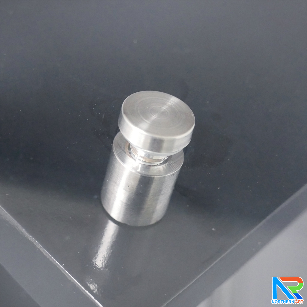 โพเดียมไม้ สีดำ ขนาด (W) 41 x (L) 50 x (H) 120 cm. พร้อมเสาสแตนเลสคู่ TOP เอียง อะคริลิคใส ติดหมุด