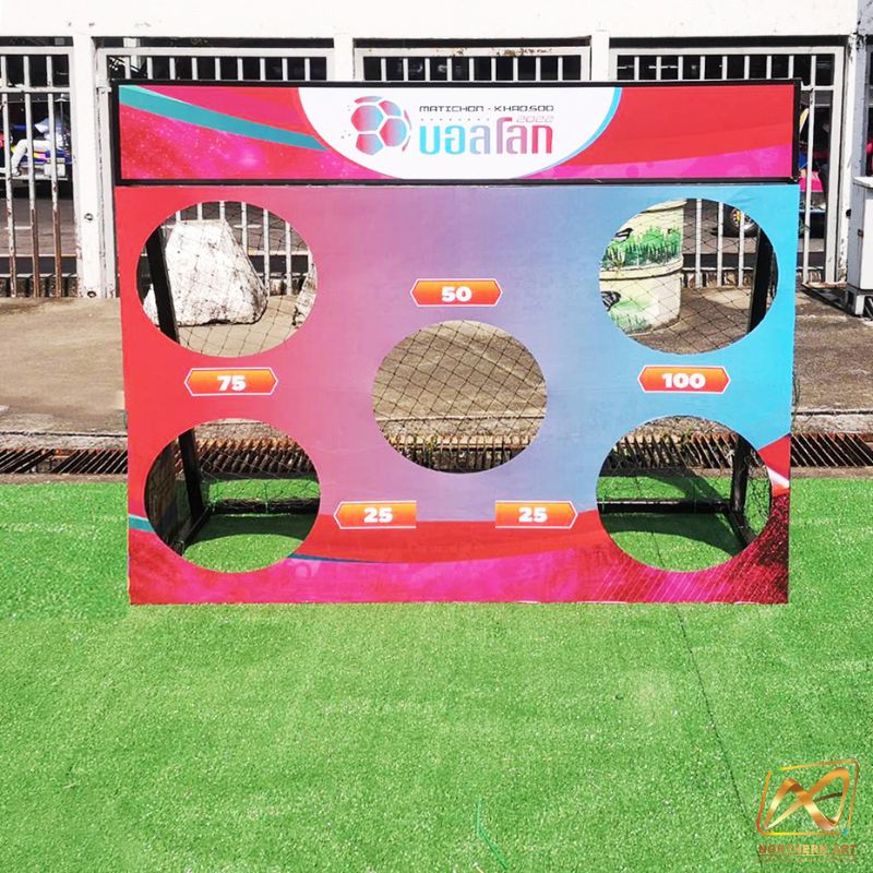 เช่าเกมส์ฟุตบอล เกมส์เตะบอล เกมส์อีเว้นท์ เกมส์FOOTBALL ขนาด (W) 150 X (H) 100 ซม.พร้อมงานพิมพ์สติ๊กเกอร์ และลูกฟุตบอล 5 ลูก