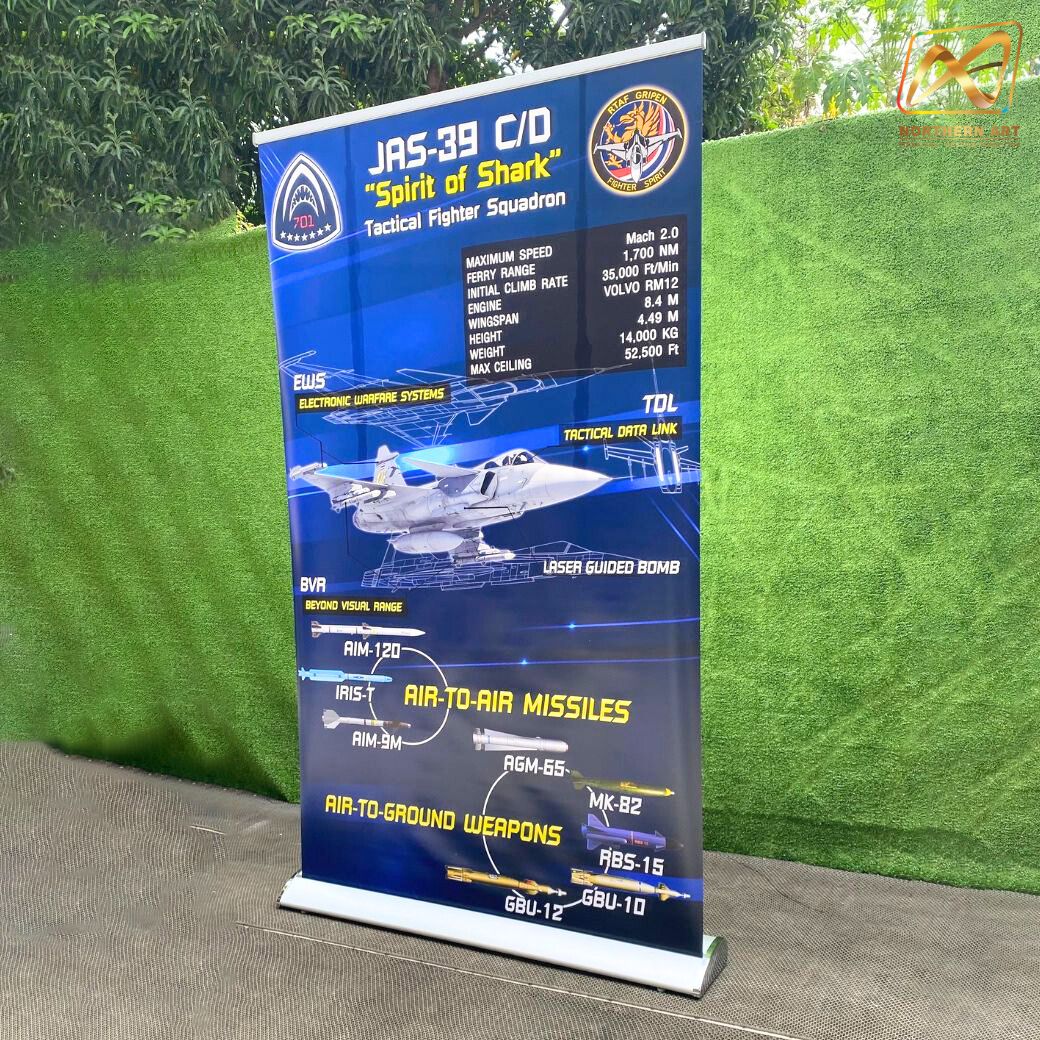 ROLL UP PREMIUM โรลอัพ ขนาด 120x200 ซม. รุ่นพรีเมี่ยม (หยดน้ำ) 1 หน้า วัสดุอะลูมิเนียมอย่างดี ม้วนเก็บได้ง่าย ฐานกว้าง แข็งแรง