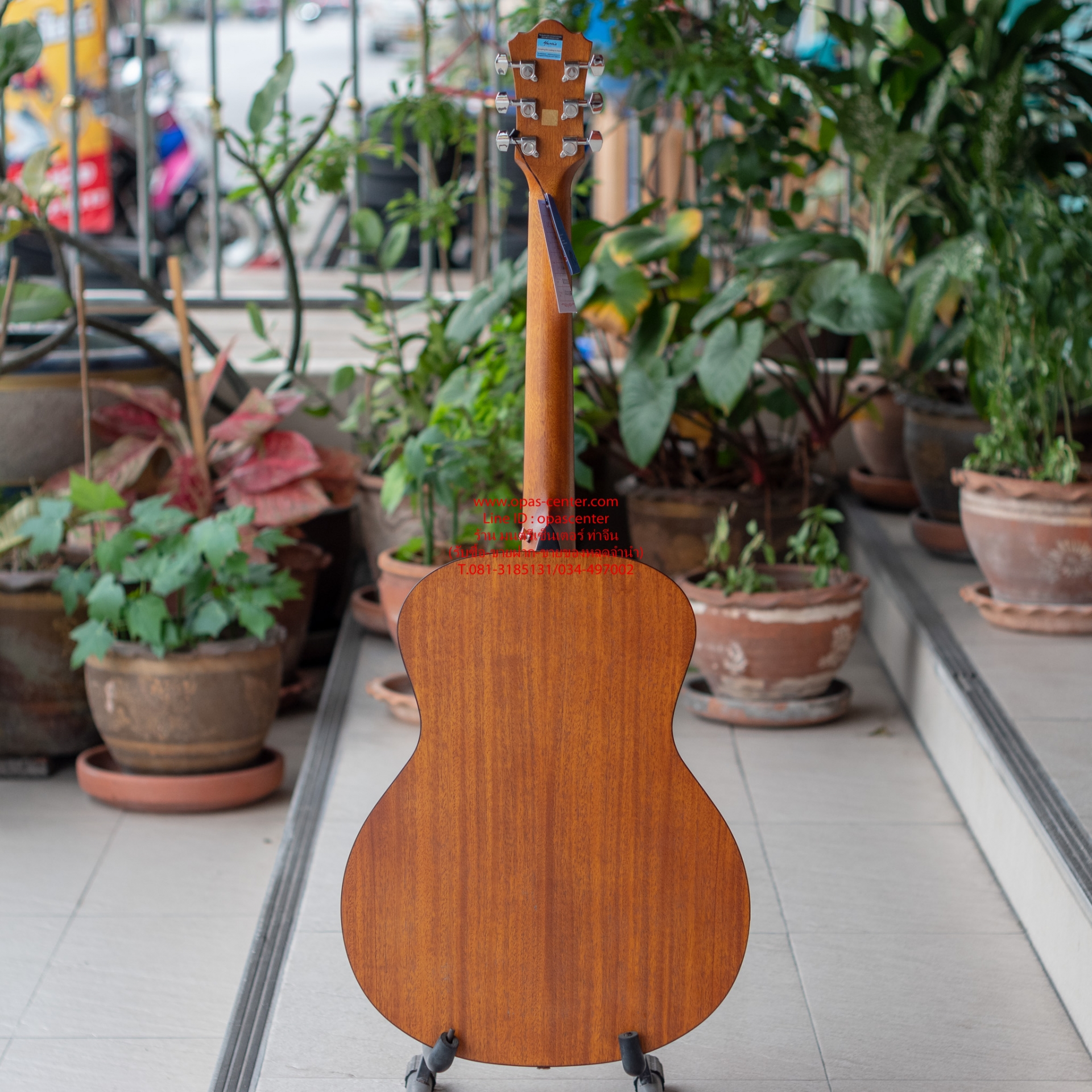 กีต้าร์โปร่งเว้าทรง OM Mantic รุ่น OM-1SB สีซันเบิร์ส ขัดด้าน สวยมาก ของใหม่