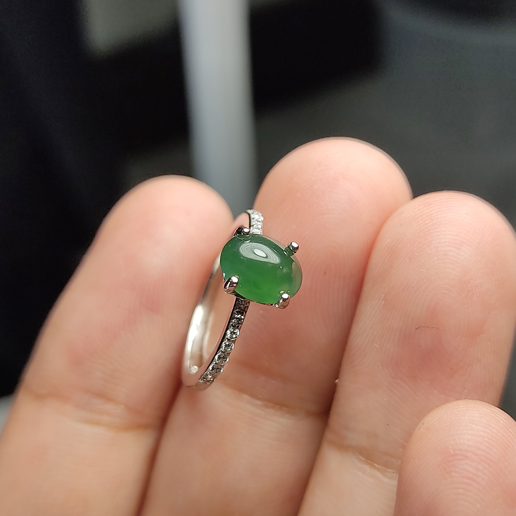 [00088]แหวนหยกพม่า สีกรีนโซดา เนื้อแก้วใส
