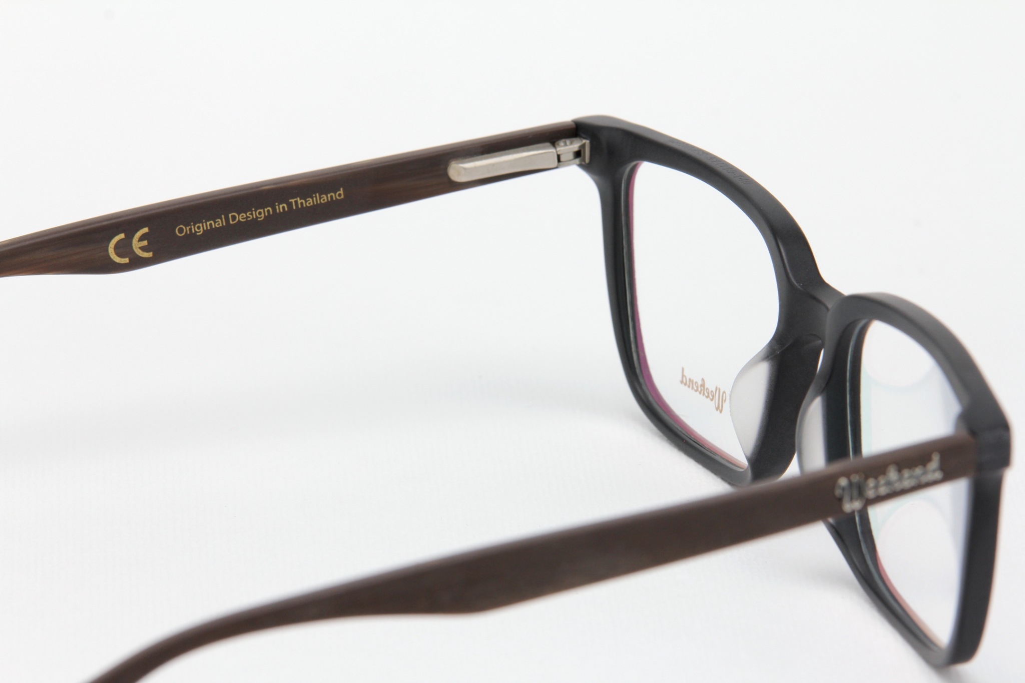 กรอบแว่นสายตาพร้อมคลิปกันแดด Weekend Cannes Black