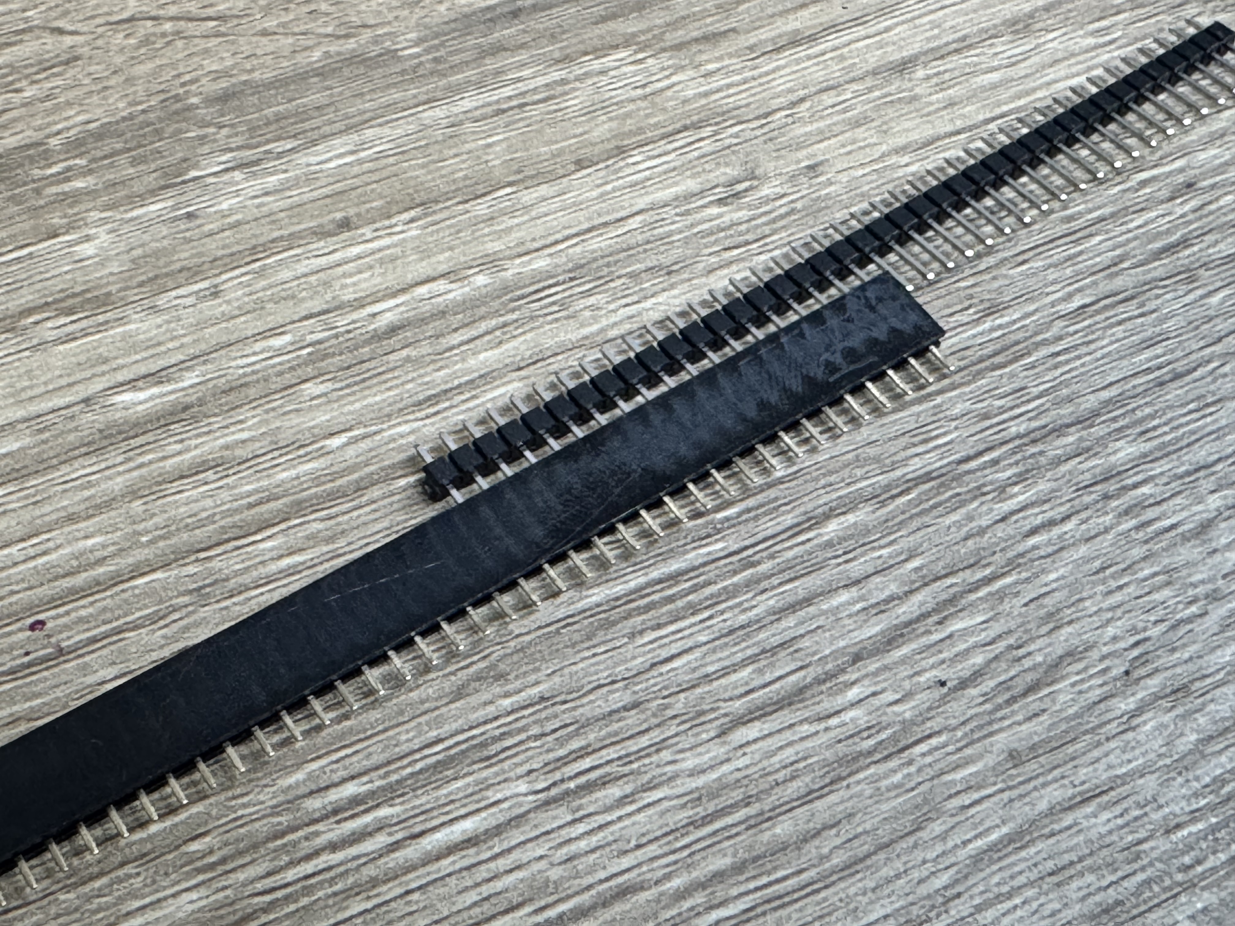 หัวต่อ 40 Pin 1x40 Single Row Male 2.54 Breakable Pin Header PCB JST Connector Strip For Arduino DIY Kit (ชุดละ 5 ชิ้น)