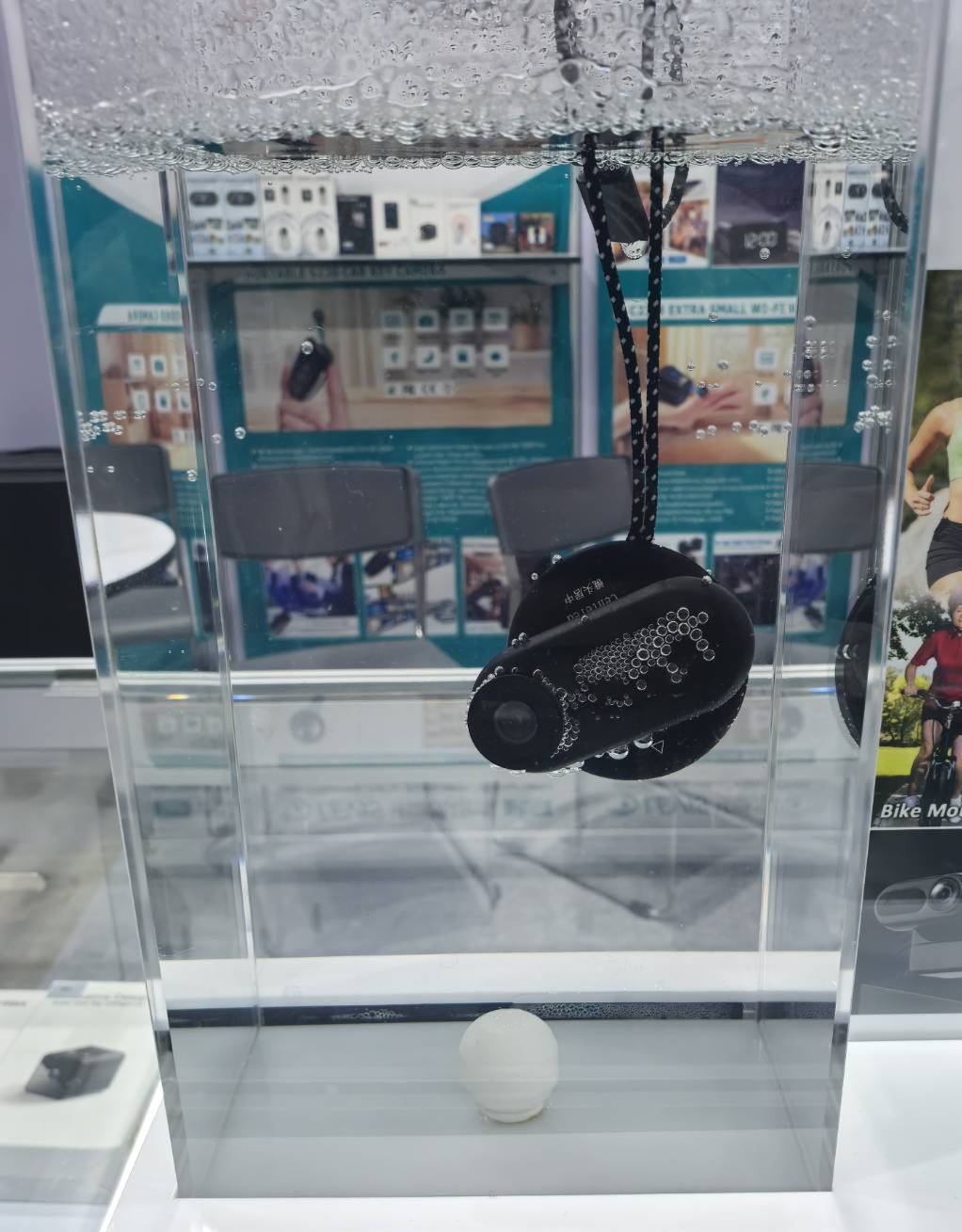 สำหรับนักผจญภัย กีฬา แอคชั่น Camera และผู้รักการบันทึกภาพทุกท่าน! ขอแนะนำ VD02 Action Diving Camera กล้องที่จะพาคุณไปสัมผัสประสบการณ์ใต้น้ำอย่างที่ไม่เคยมีมาก่อน!