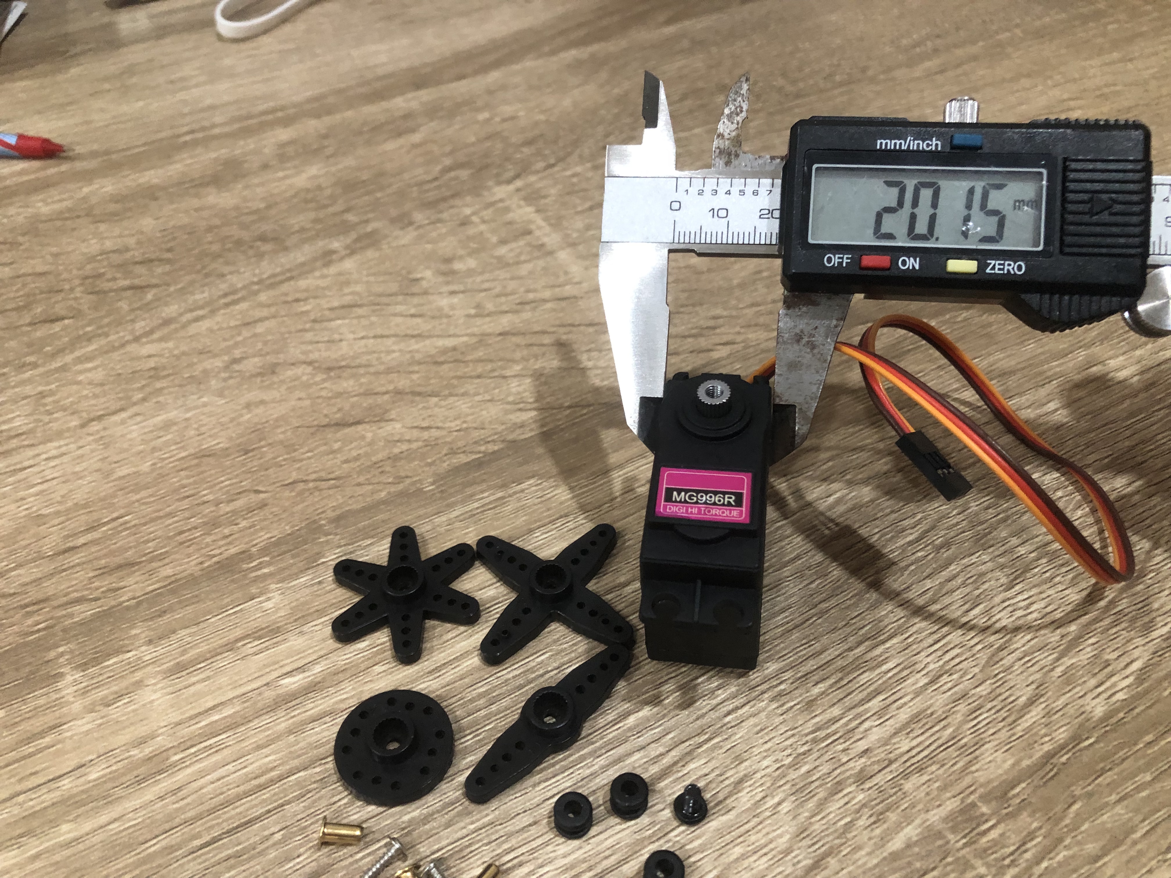 MG996R Digital Servo Motor Metal Gear for RC Model Helicopter Boat Car (360 Degree)